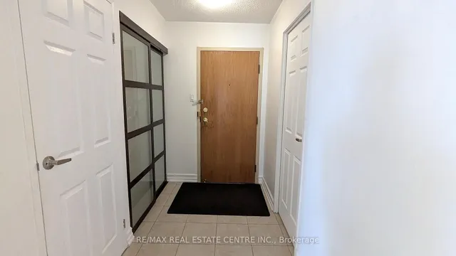300 Webb Dr #1515, Mississauga 4