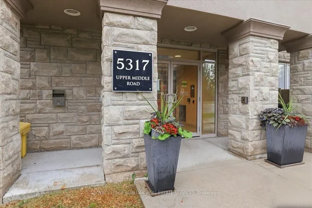 5317 Upper Middle Rd #118, Burlington 4