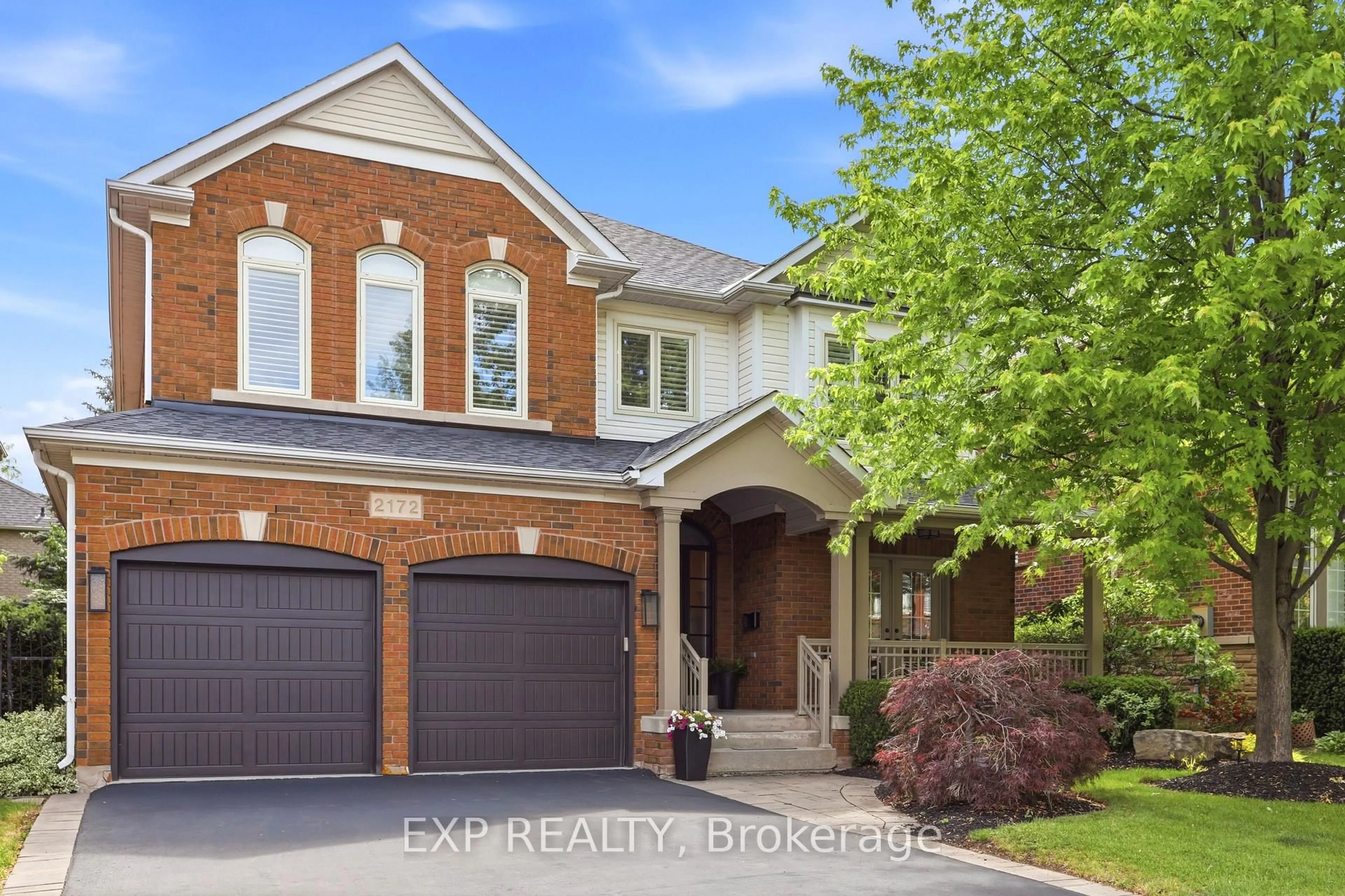 Home with brick exterior material, street for 2172 North Ridge Tr, Oakville Ontario L6H 5M3
