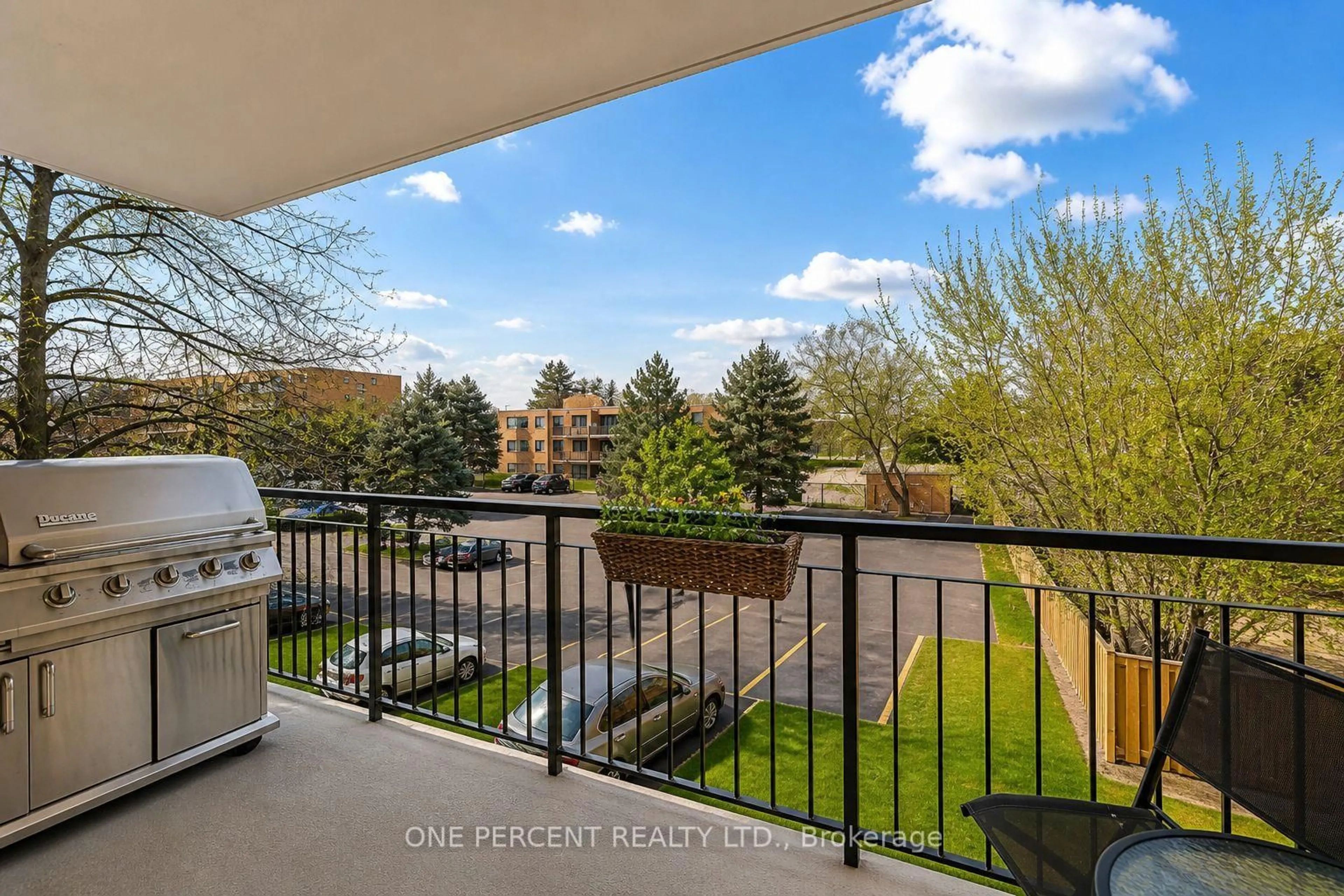 Balcony in the apartment, water/lake/river/ocean view for 16 Fourth St #25, Orangeville Ontario L9W 4N7