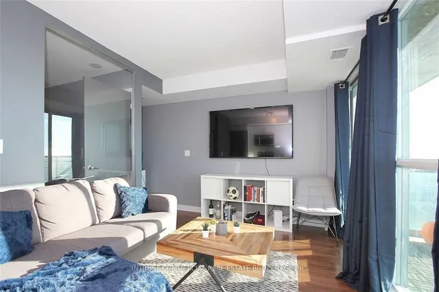155 Legion Rd #1608, Toronto 3