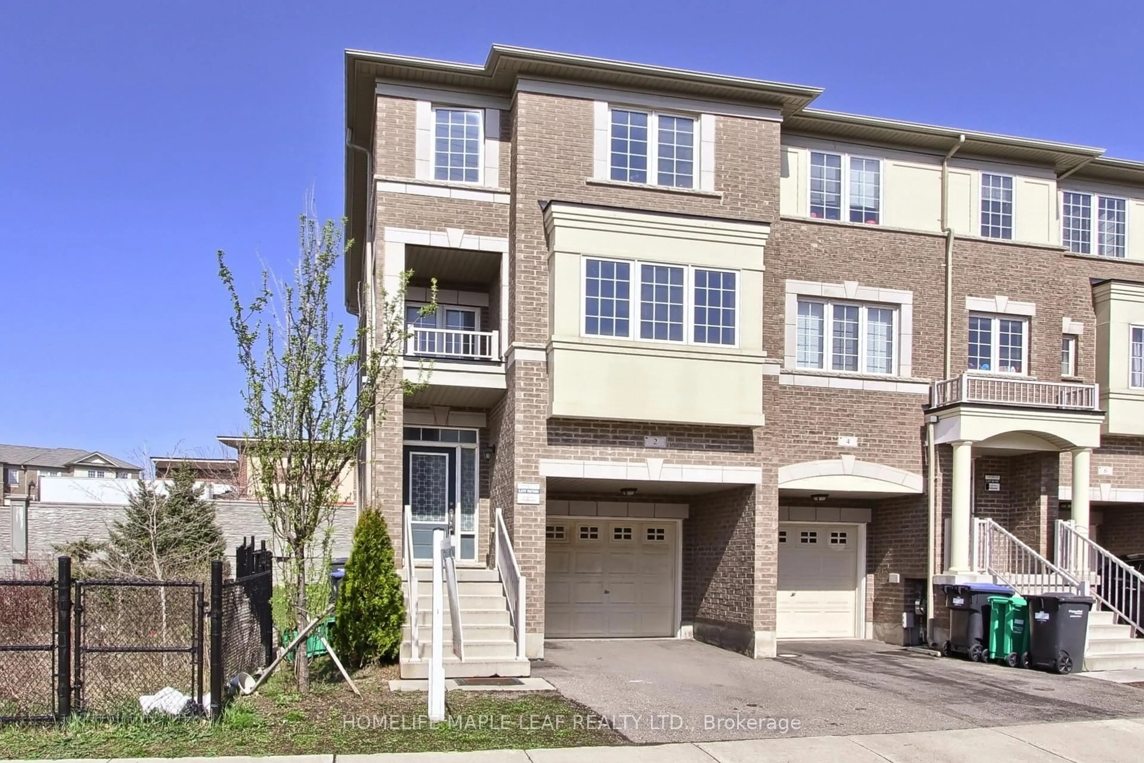 Home with brick exterior material, street for 2 Cedarland Rd, Brampton Ontario L6Y 6E5