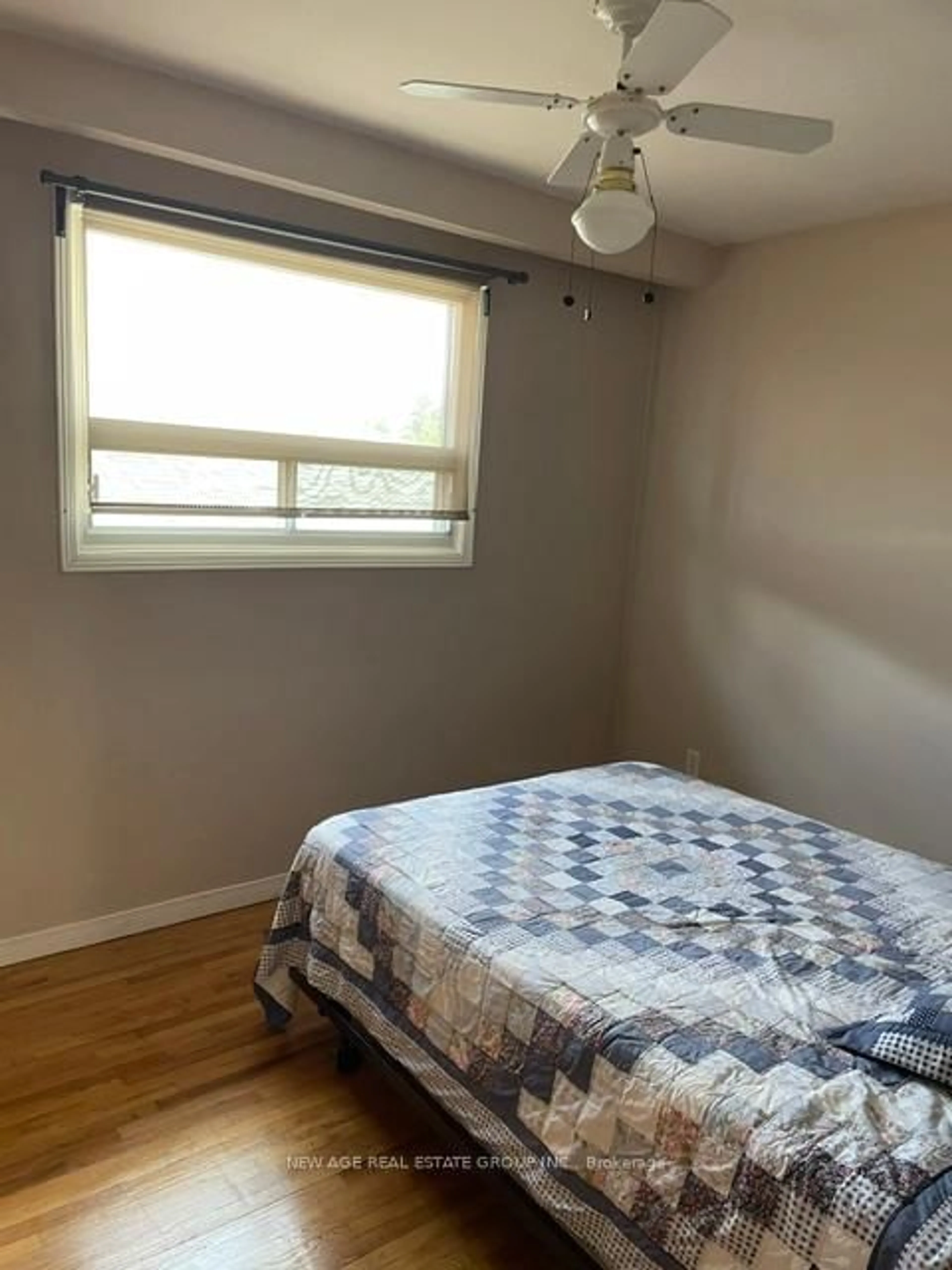 A pic of a room for 112 Anthia Dr, Toronto Ontario M9L 1K8