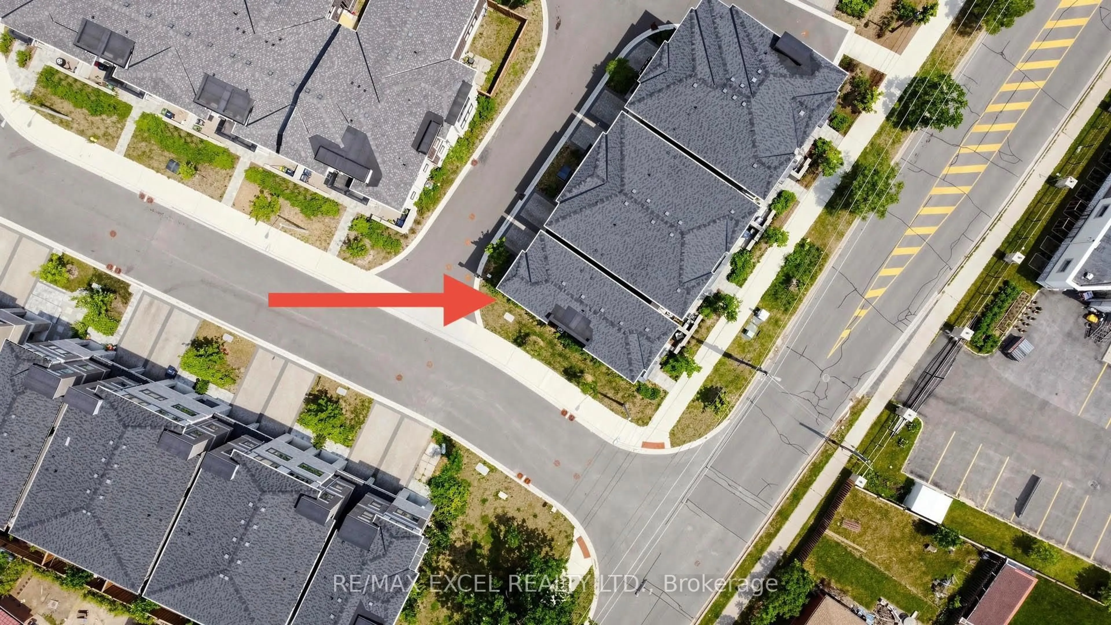 A pic from outside/outdoor area/front of a property/back of a property/a pic from drone, street for 2A Muir Ave #1, Toronto Ontario M9L 0A6
