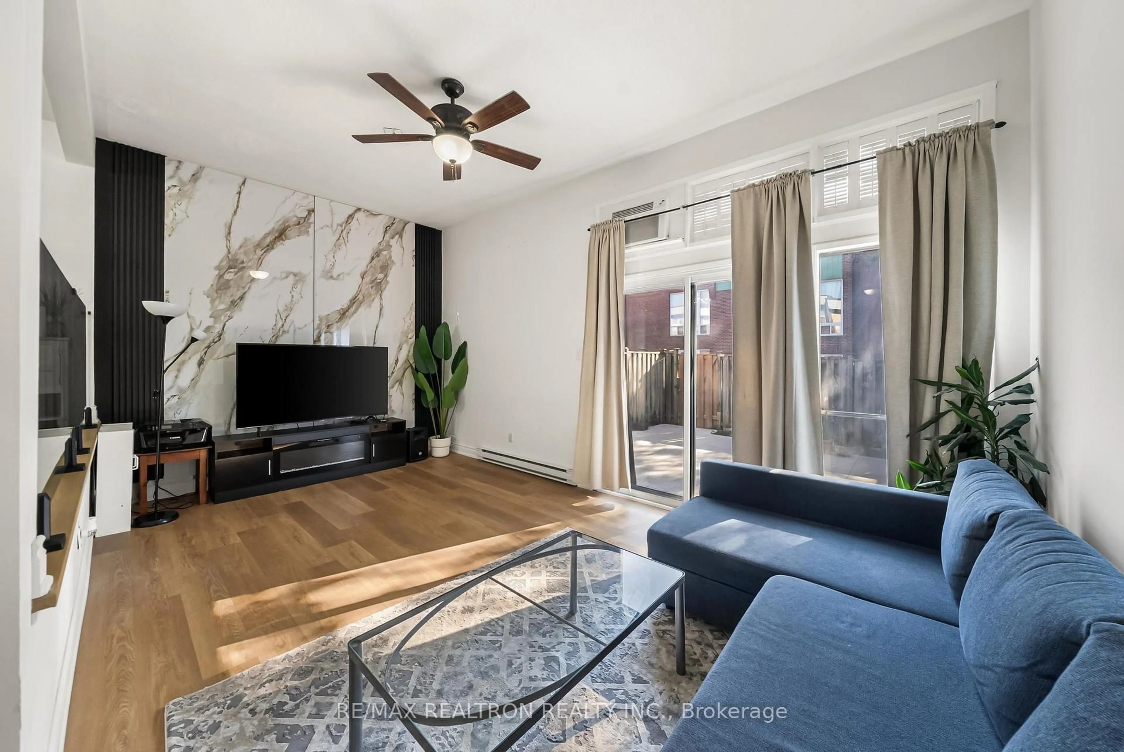 Living room with furniture, unknown for 7 Sebastian Cabot Way, Toronto Ontario M3N 2T4