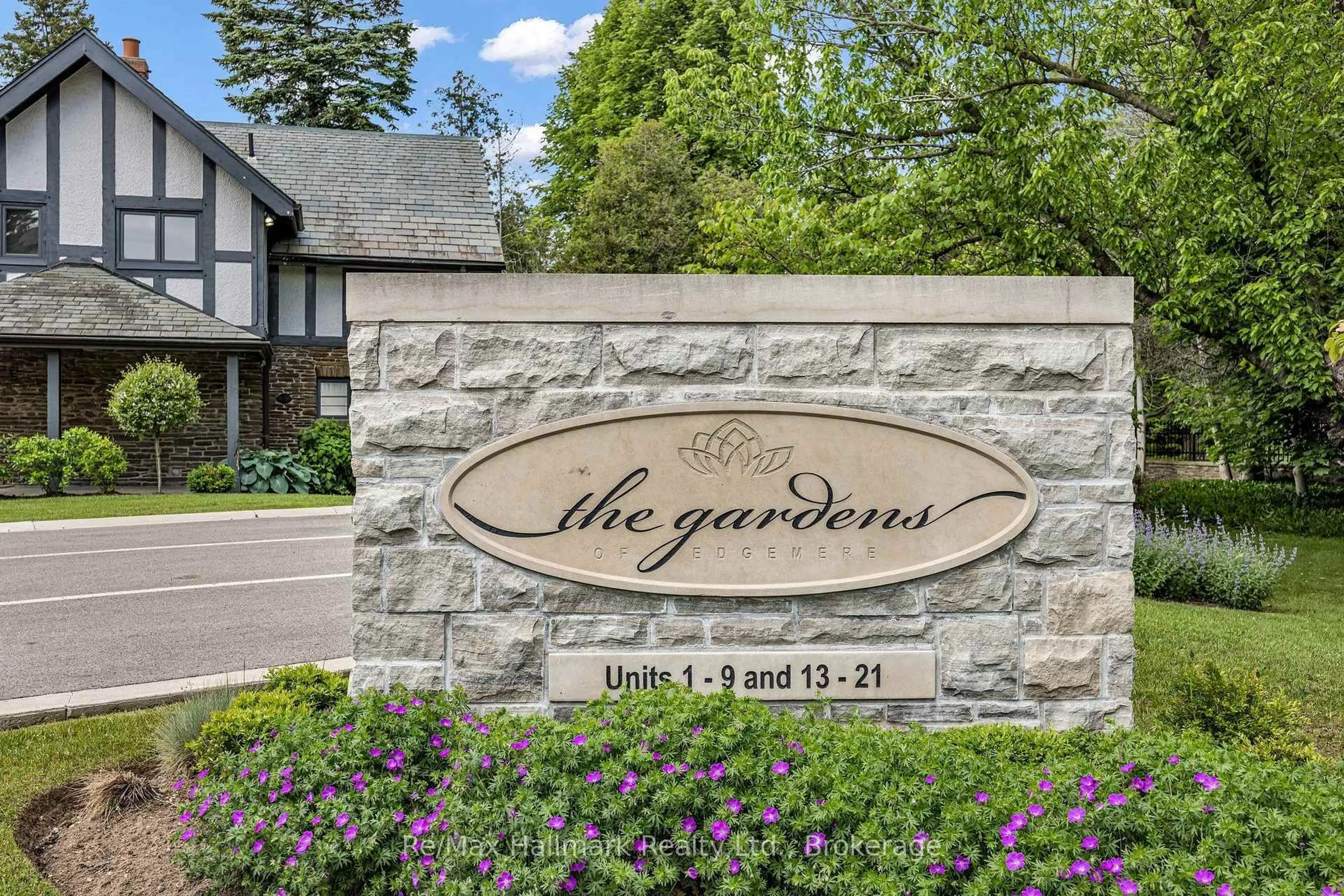 Unknown for 10 MAPLE GROVE Dr #14, Oakville Ontario L6J 0E1