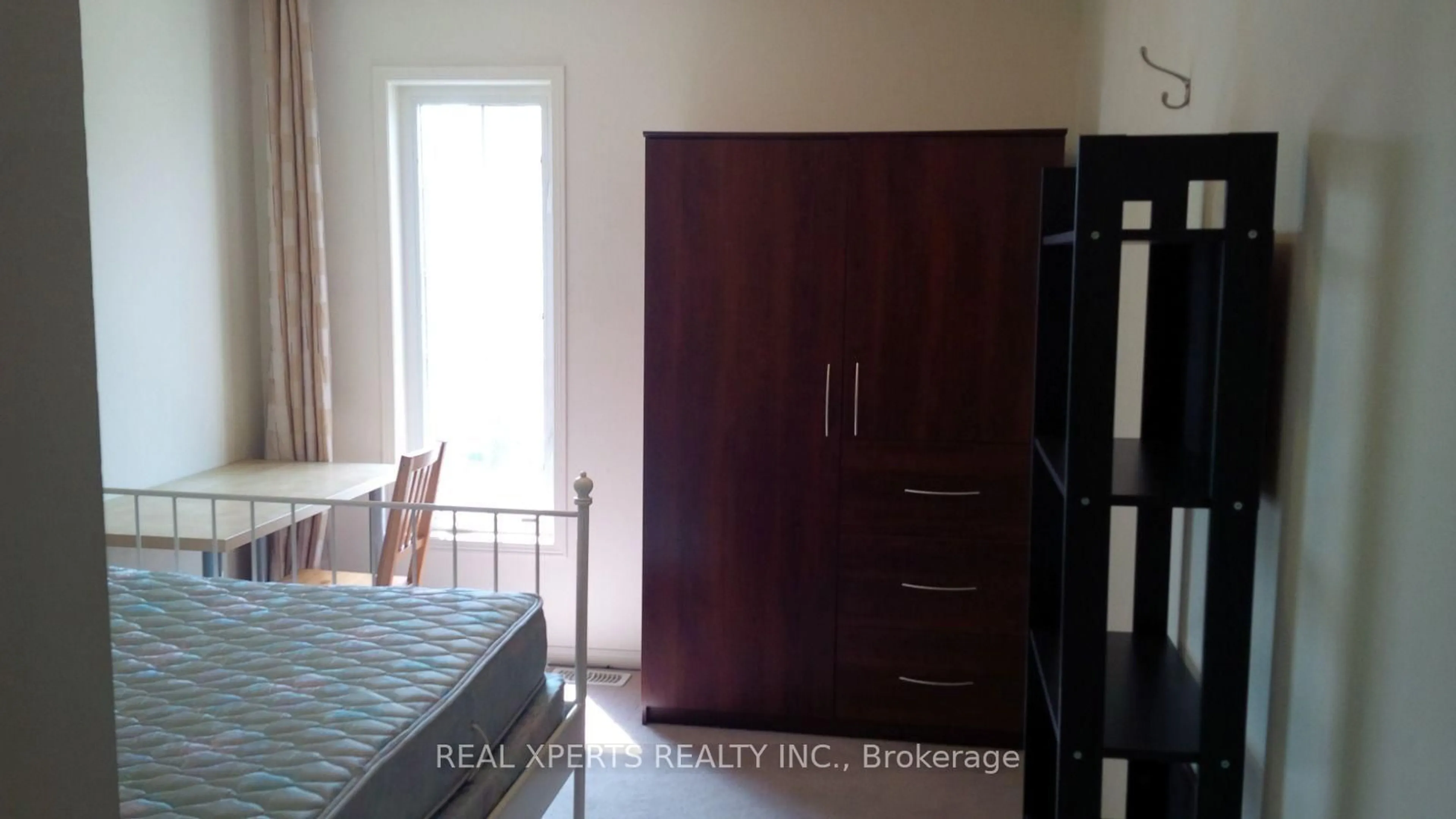 A pic of a room for 402 Cook Rd, Toronto Ontario M3J 0A4
