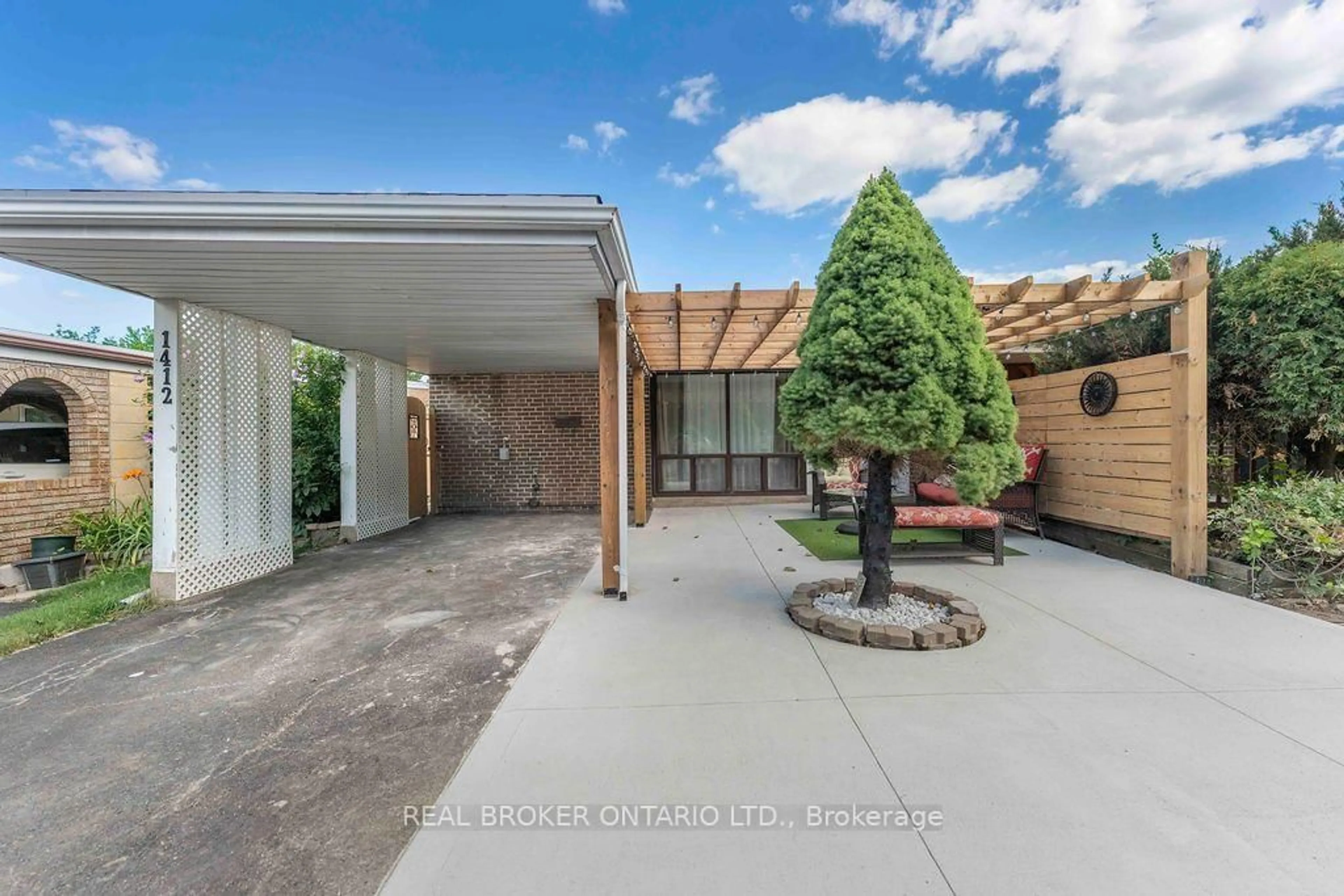 Unknown for 1412 Seaview Dr, Mississauga Ontario L5J 1X5