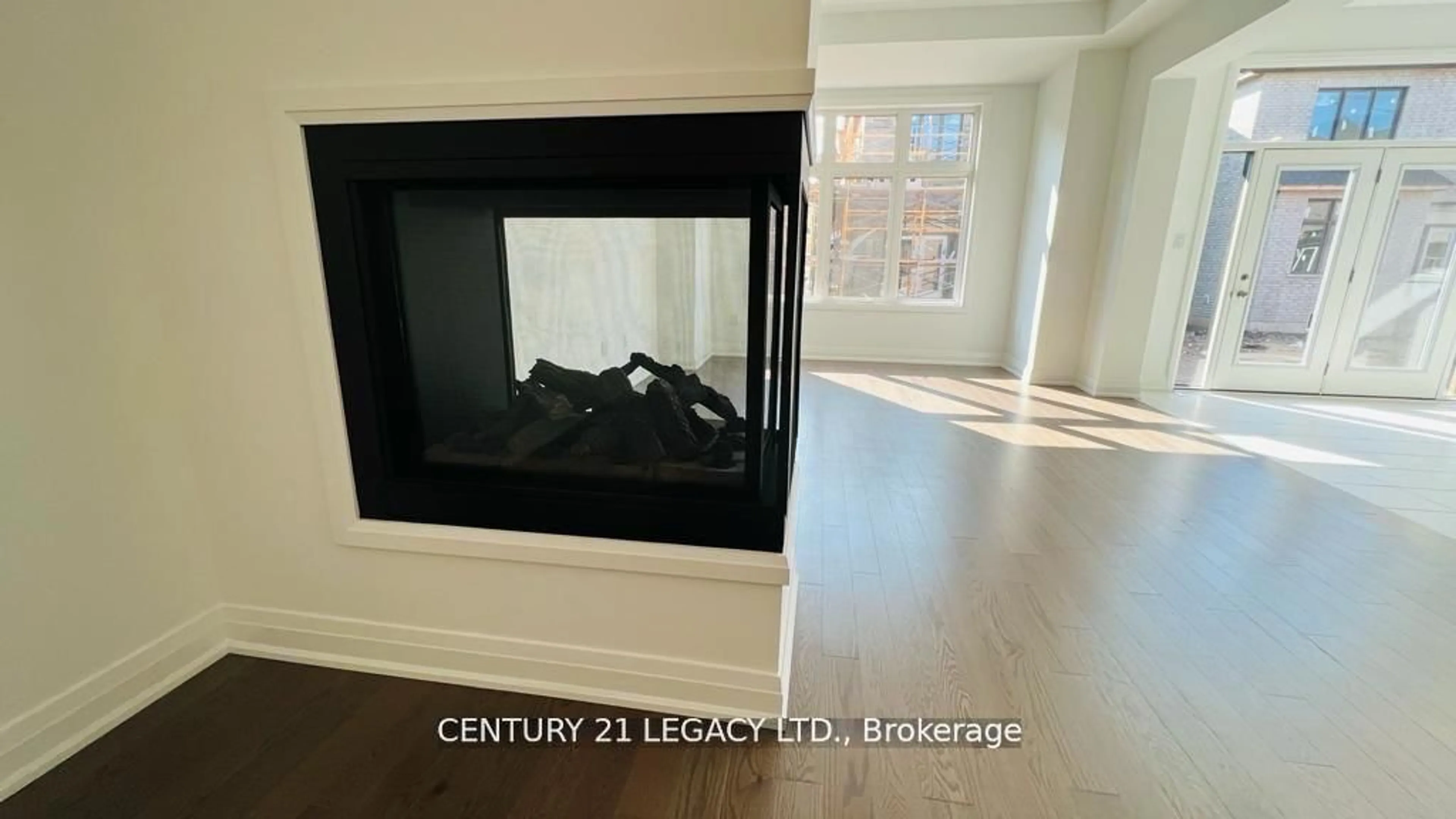 A pic of a room for 1353 Ripplewood Ave, Oakville Ontario L6M 5P1