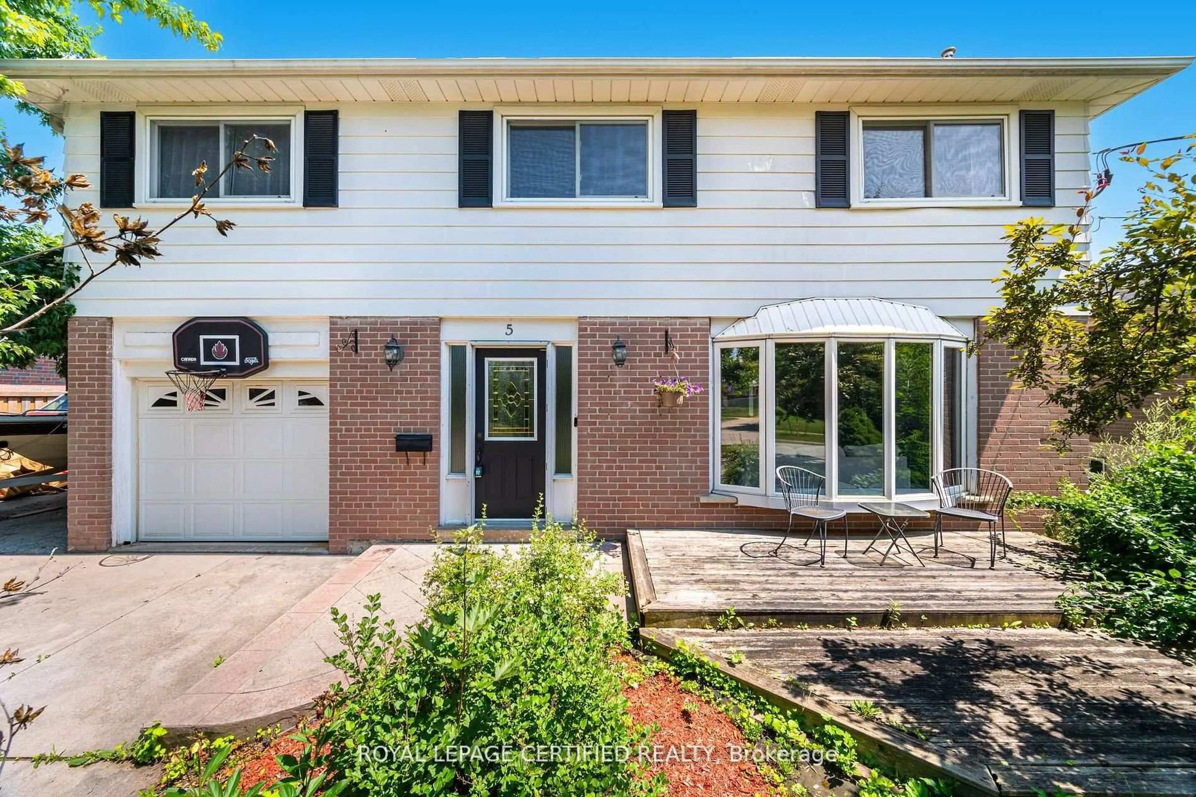 Home with brick exterior material, street for 5 Stockman Cres, Halton Hills Ontario L7G 1J5