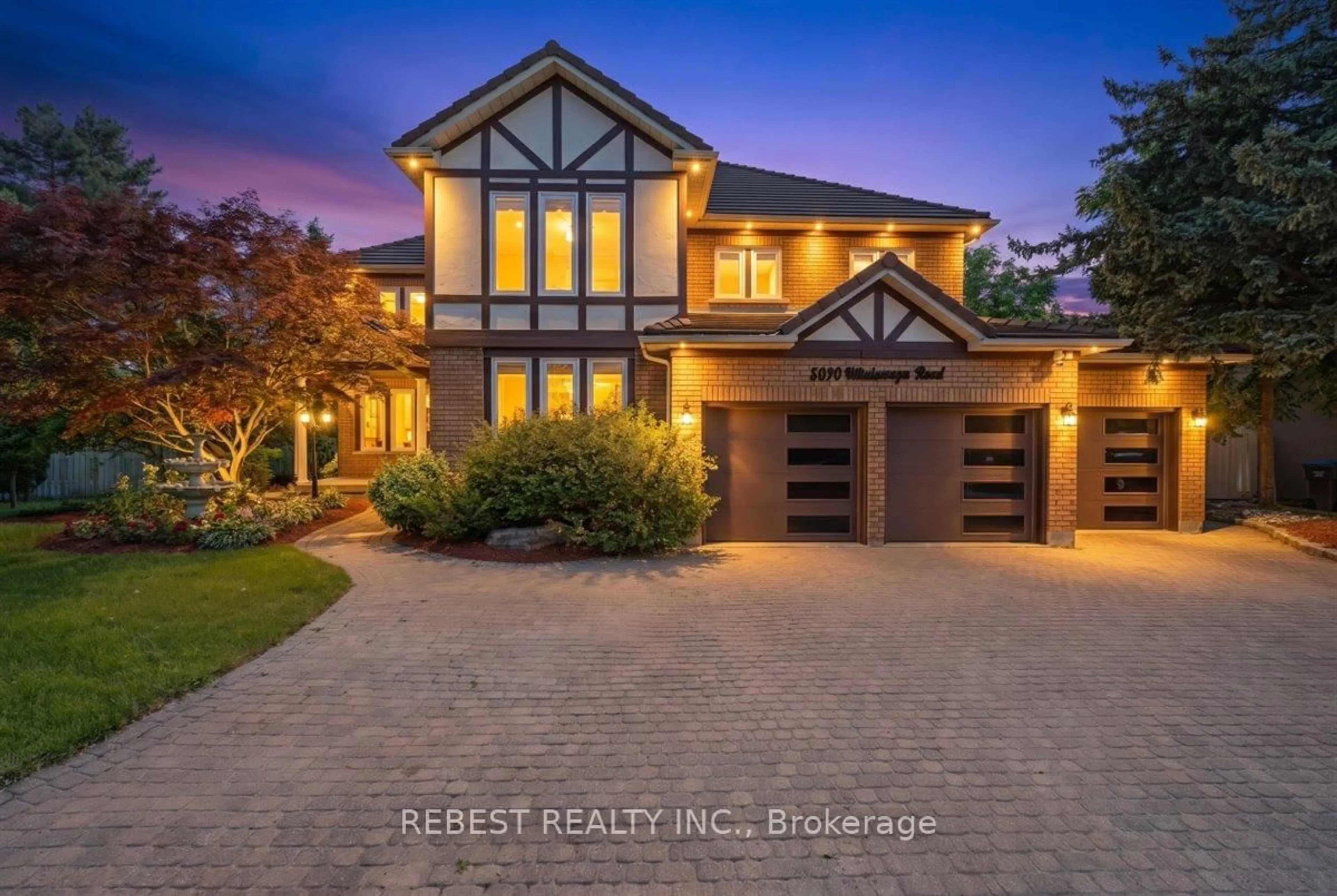 Home with brick exterior material, street for 5090 Mississauga Rd, Mississauga Ontario L5M 4Y2