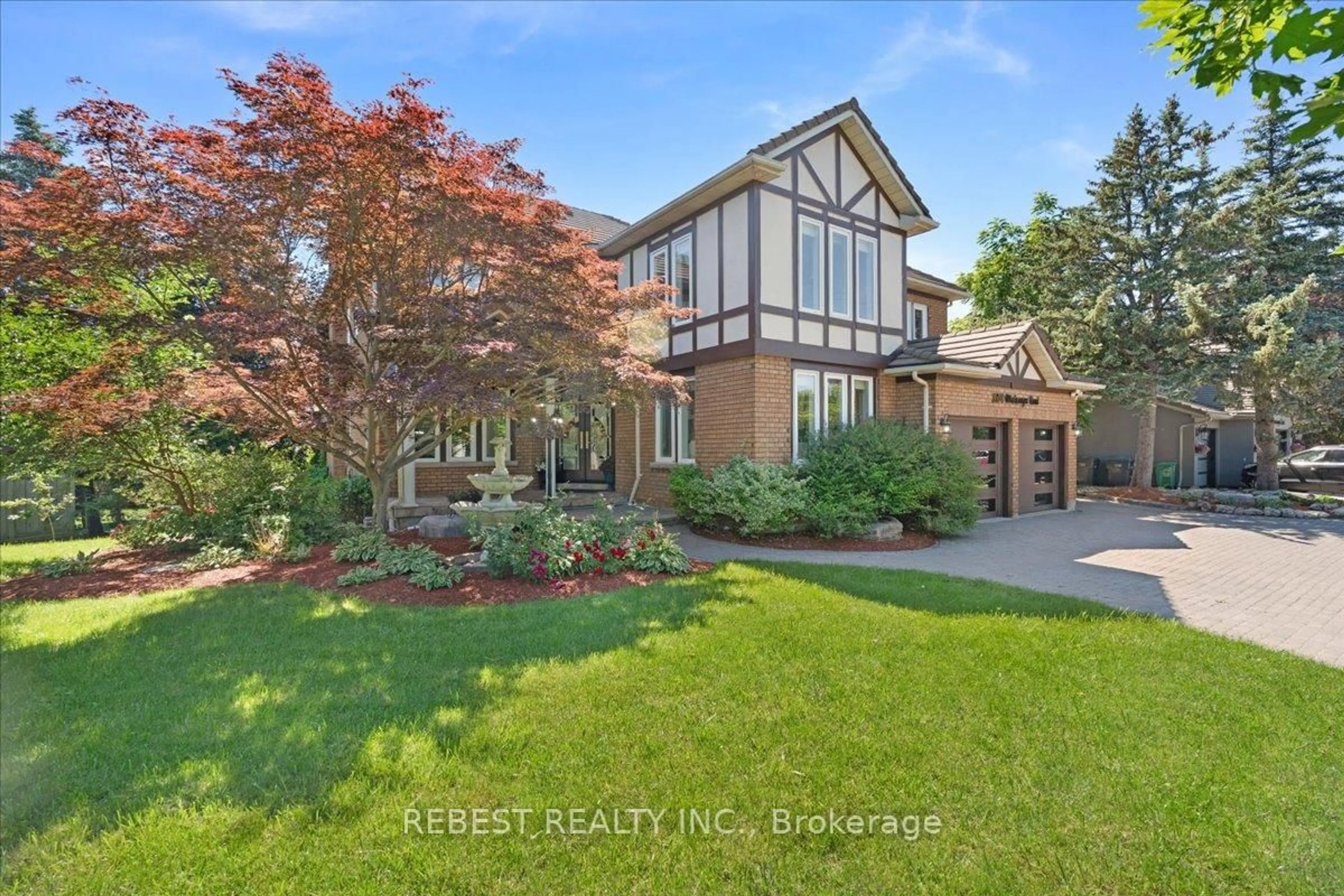 Home with brick exterior material, street for 5090 Mississauga Rd, Mississauga Ontario L5M 4Y2