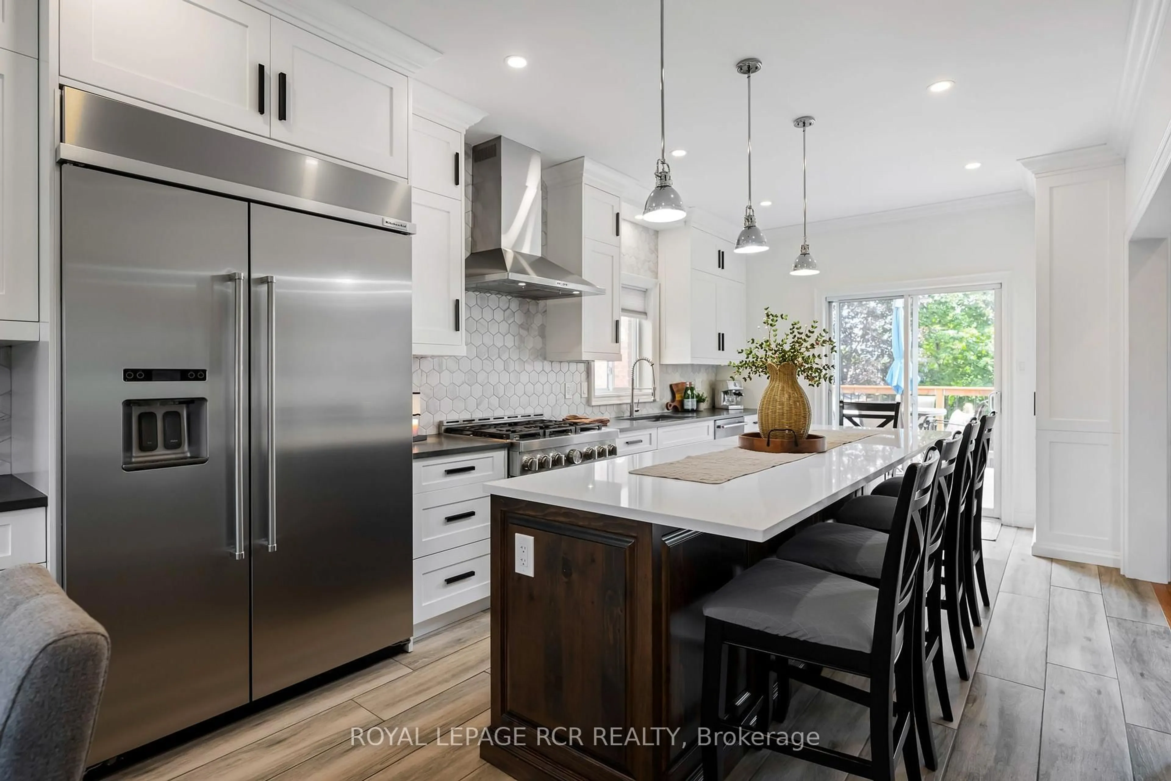 Contemporary kitchen, unknown for 82 Spencer Ave, Orangeville Ontario L9W 5H8