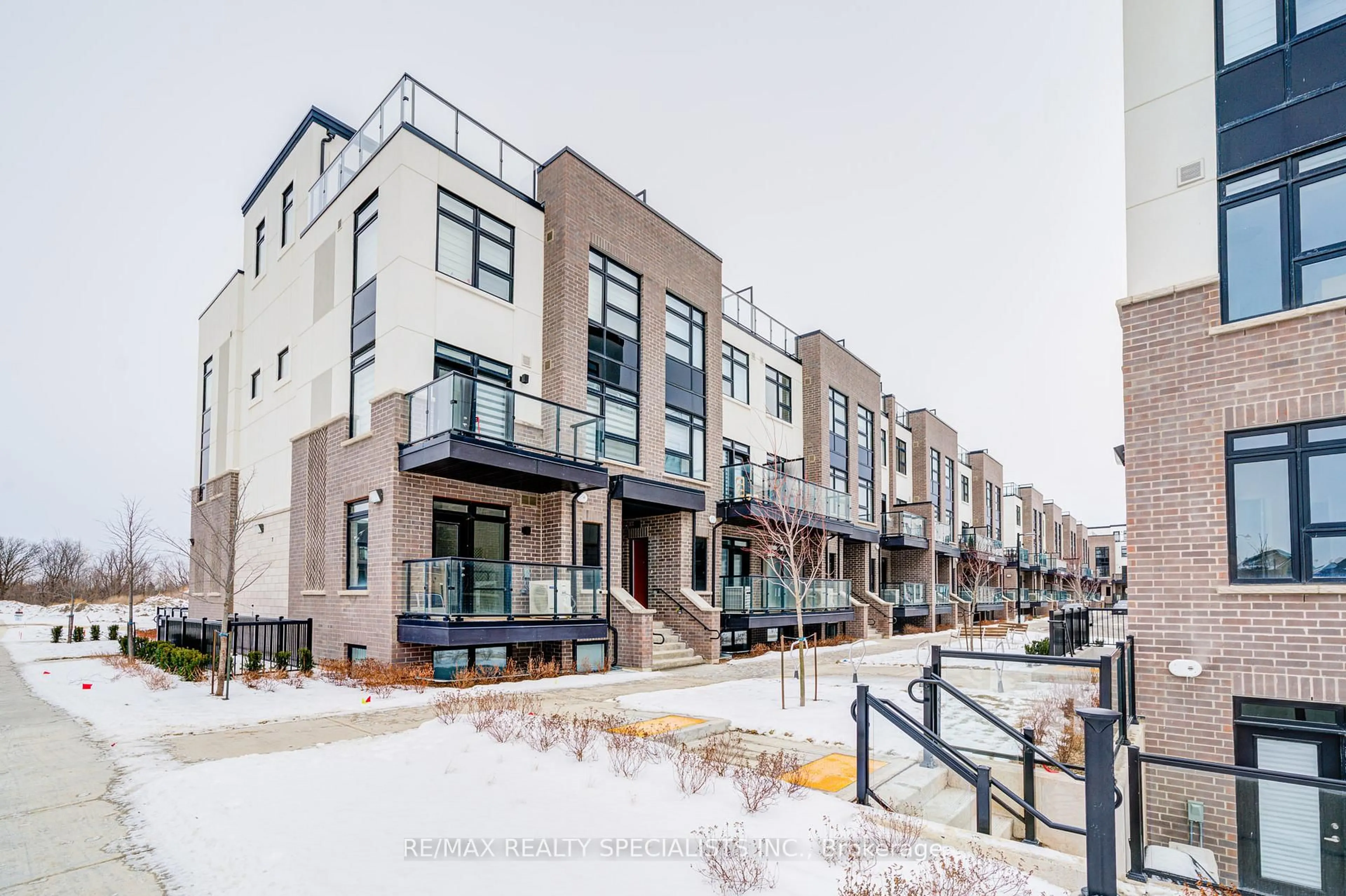 Patio, street for 1573 Rose Way #108, Milton Ontario L9T 7E7