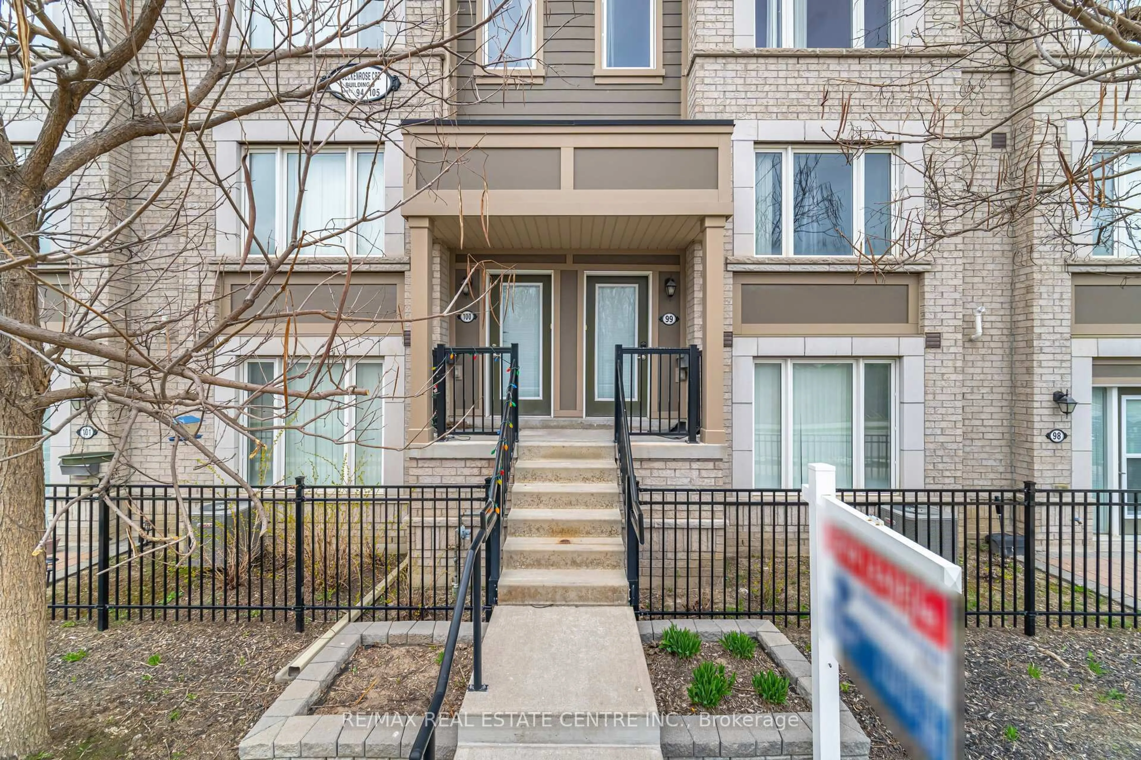 Unknown for 1 Beckenrose Crt #99, Brampton Ontario L6Y 6G2