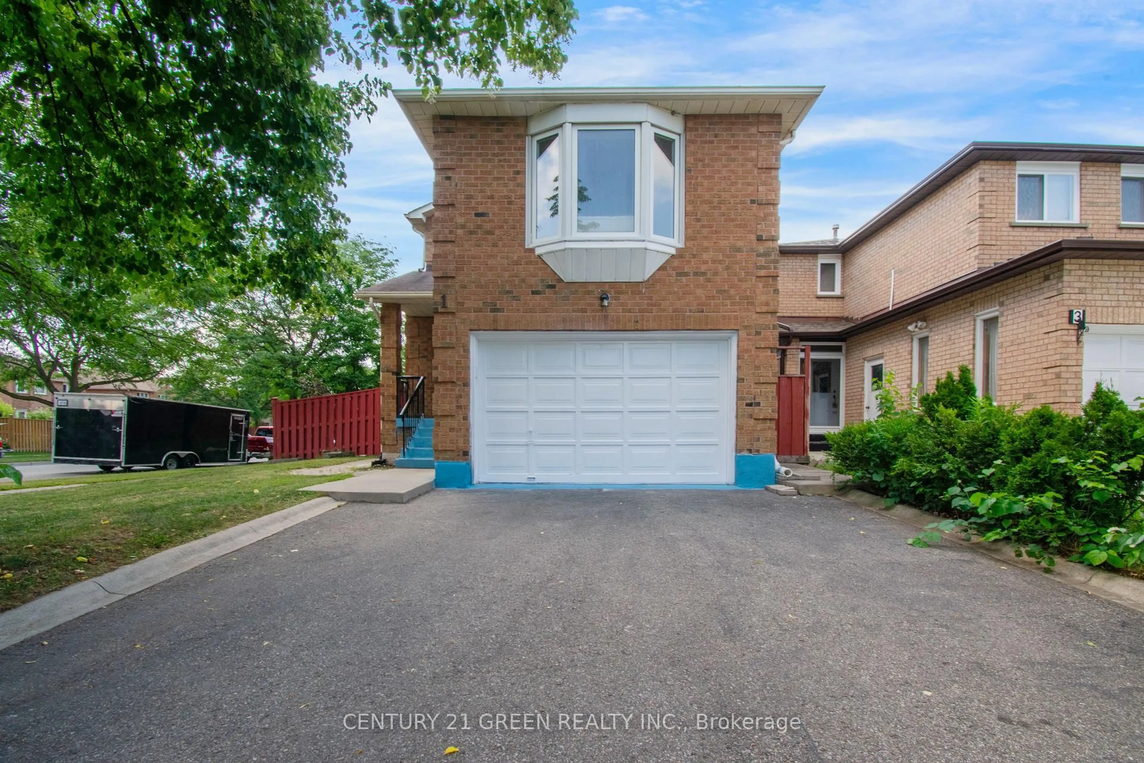 Home with brick exterior material, street for 1 Candy Cres, Brampton Ontario L6X 3T8