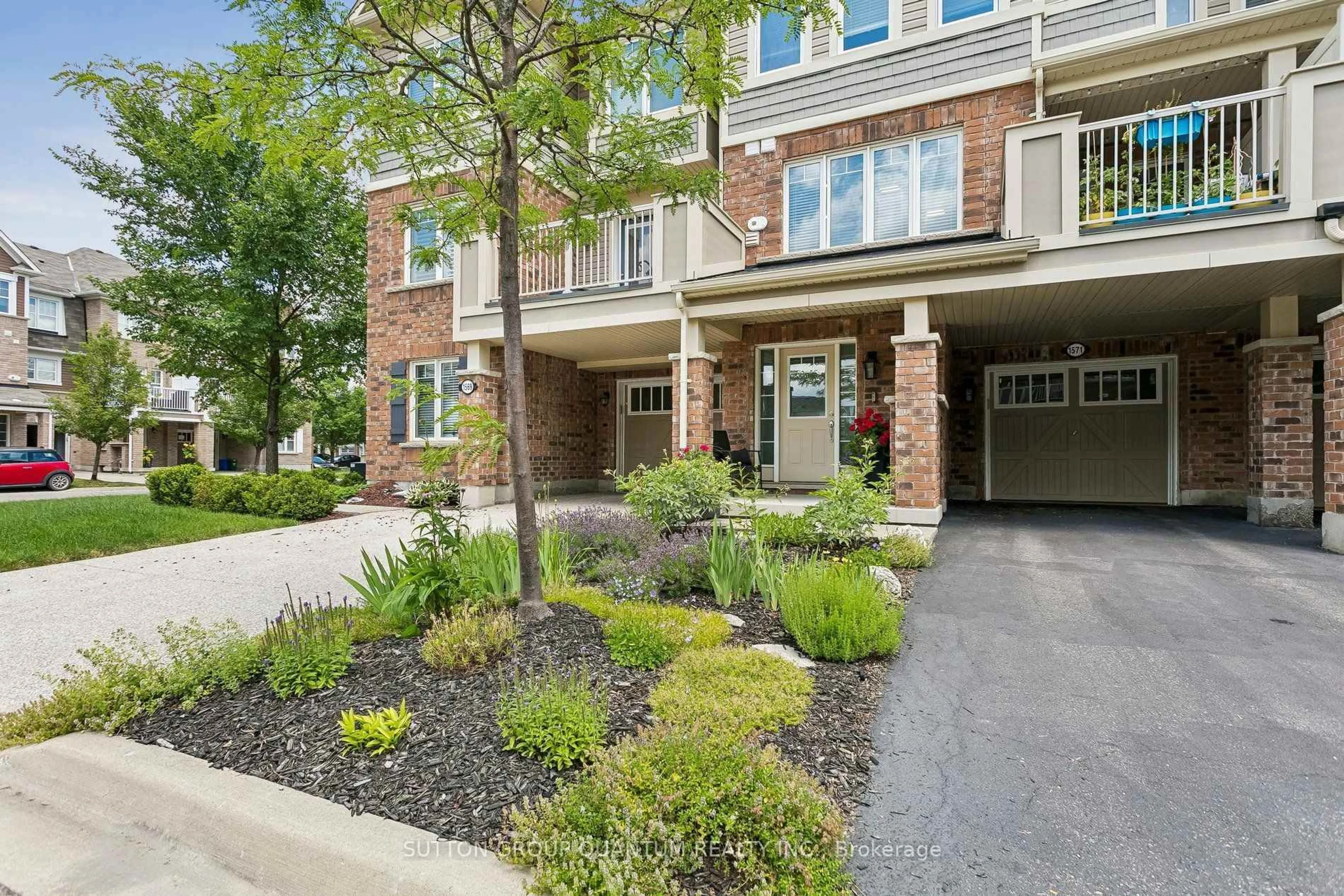 Unknown for 1571 Leblanc Crt, Milton Ontario L9E 0A3