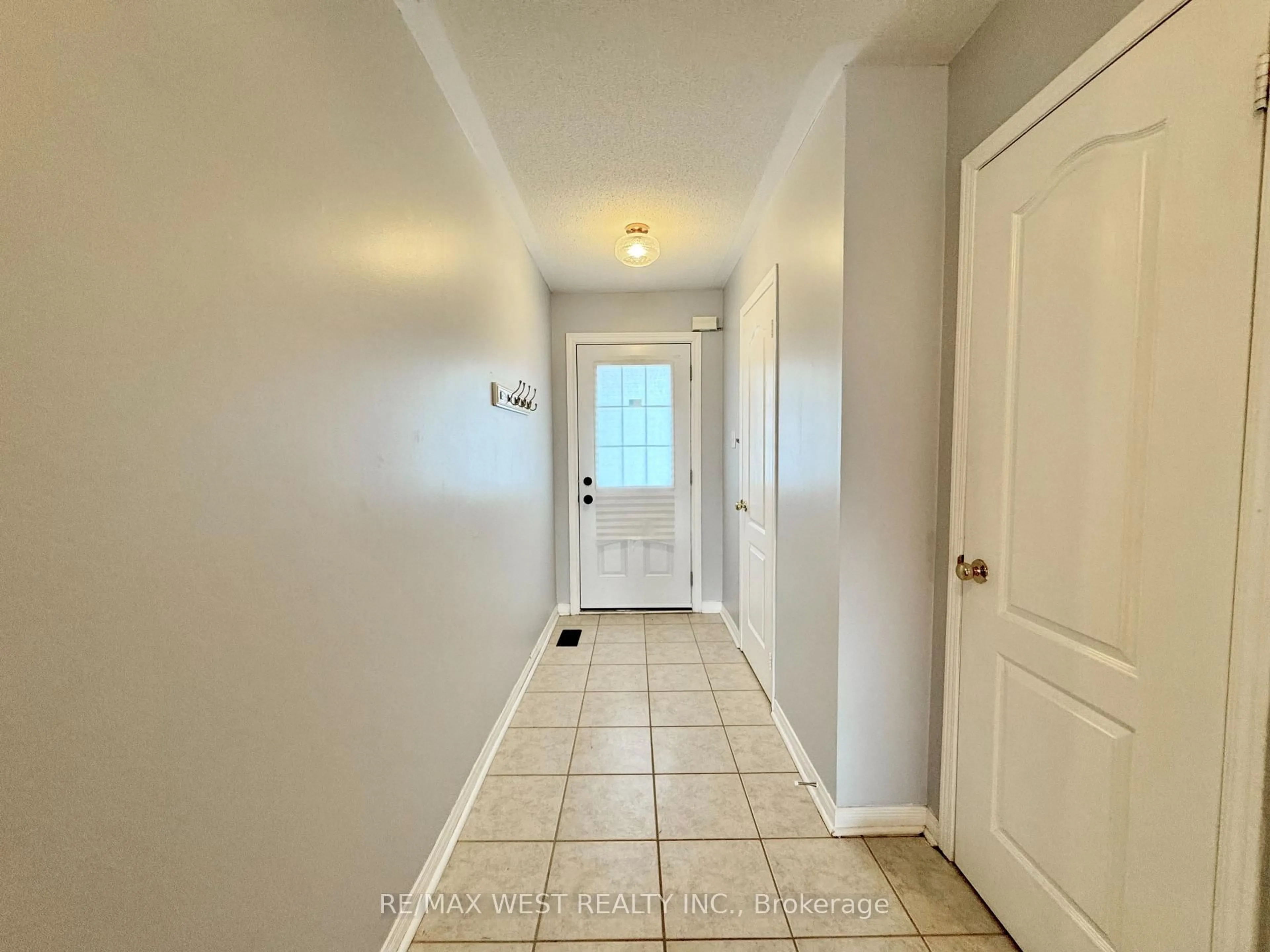 Unknown for 525 Novo Star Dr #120, Mississauga Ontario L5W 1X9