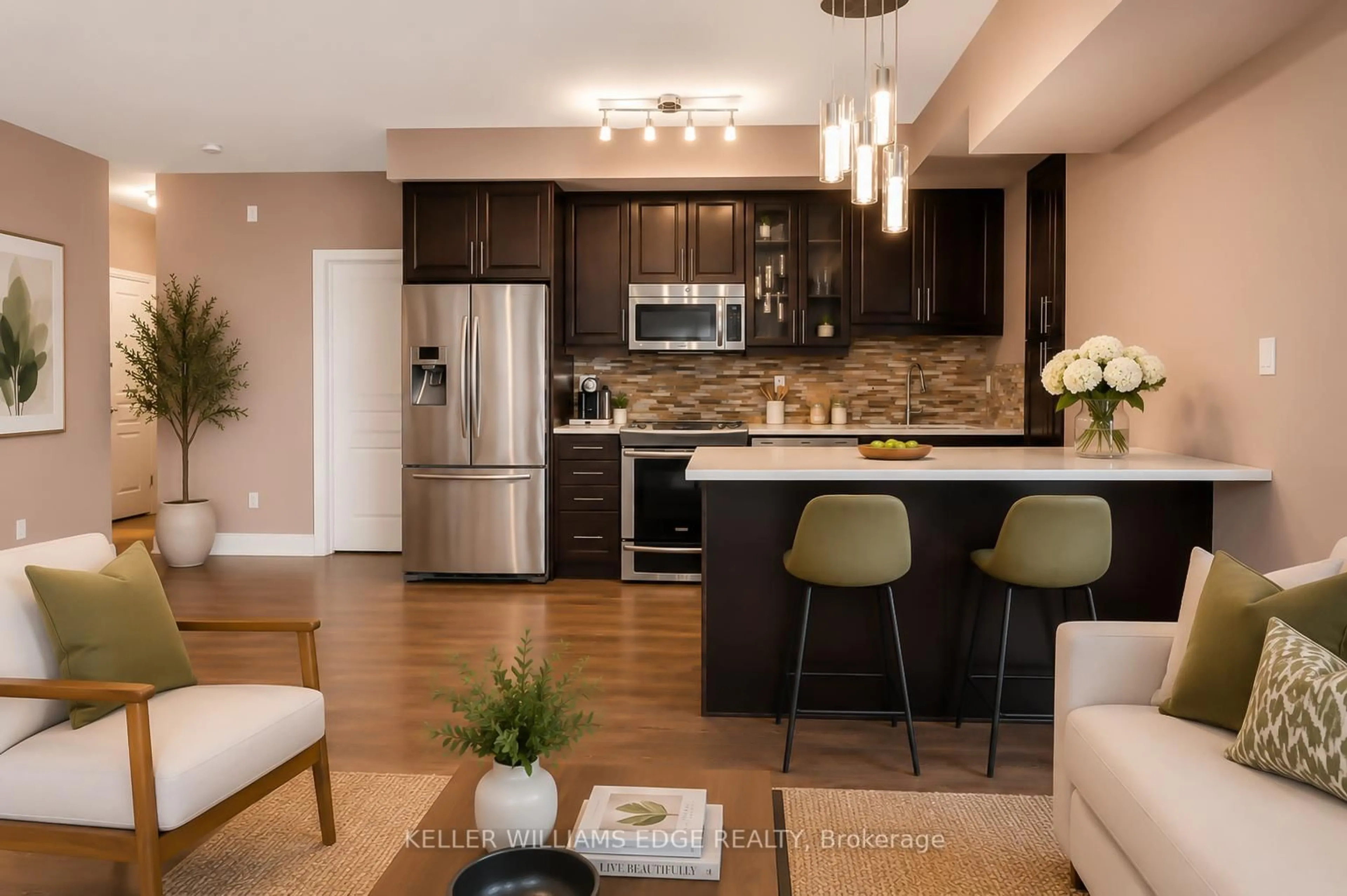 Open concept kitchen, unknown for 128 Garden Dr #413, Oakville Ontario L6K 0H7