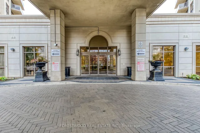 710 Humberwood Blvd #2002, Toronto 3