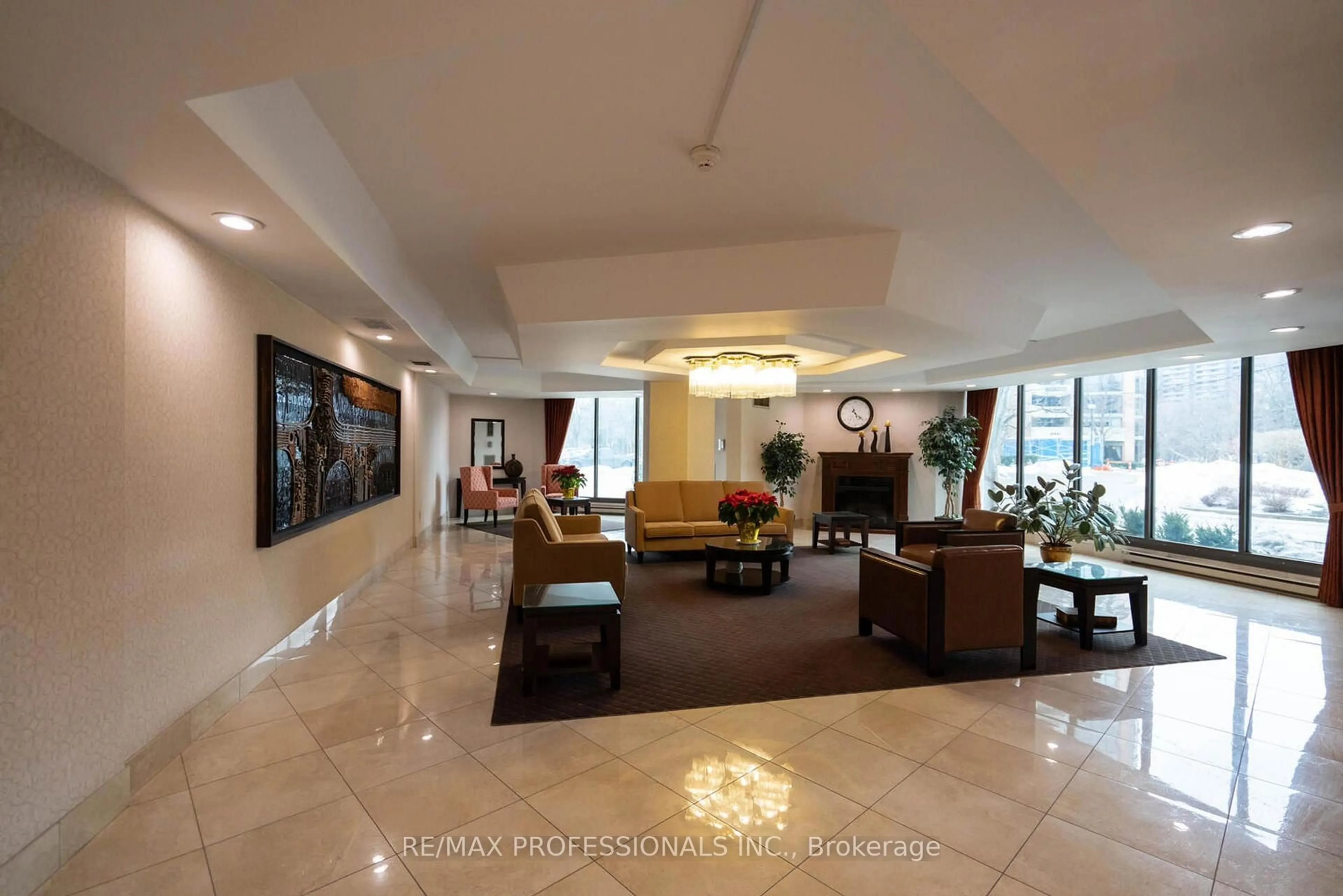 Lobby for 2010 Islington Ave #1004, Toronto Ontario M9P 3S8