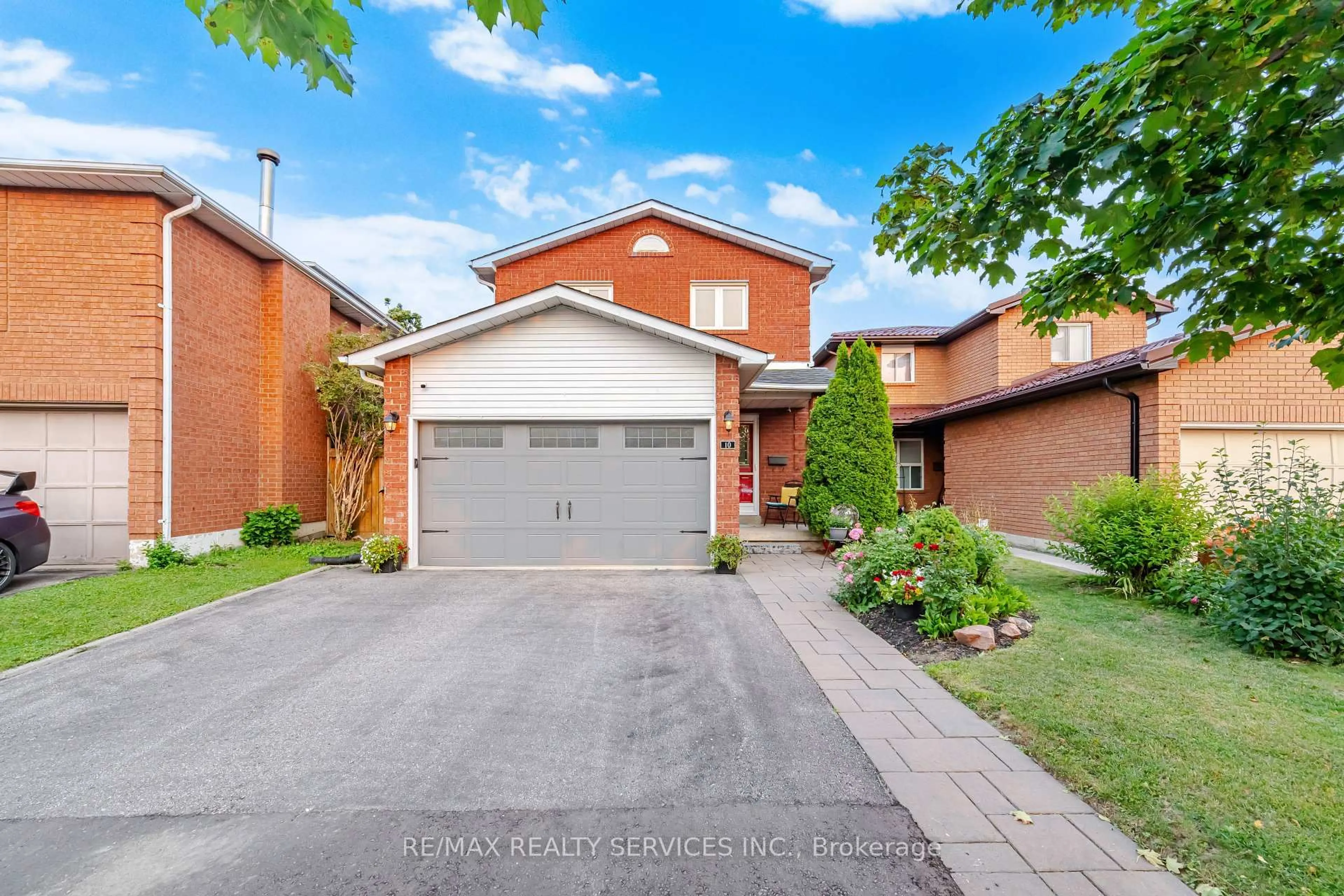 Home with brick exterior material, street for 10 Valonia Dr, Brampton Ontario L6V 4J2
