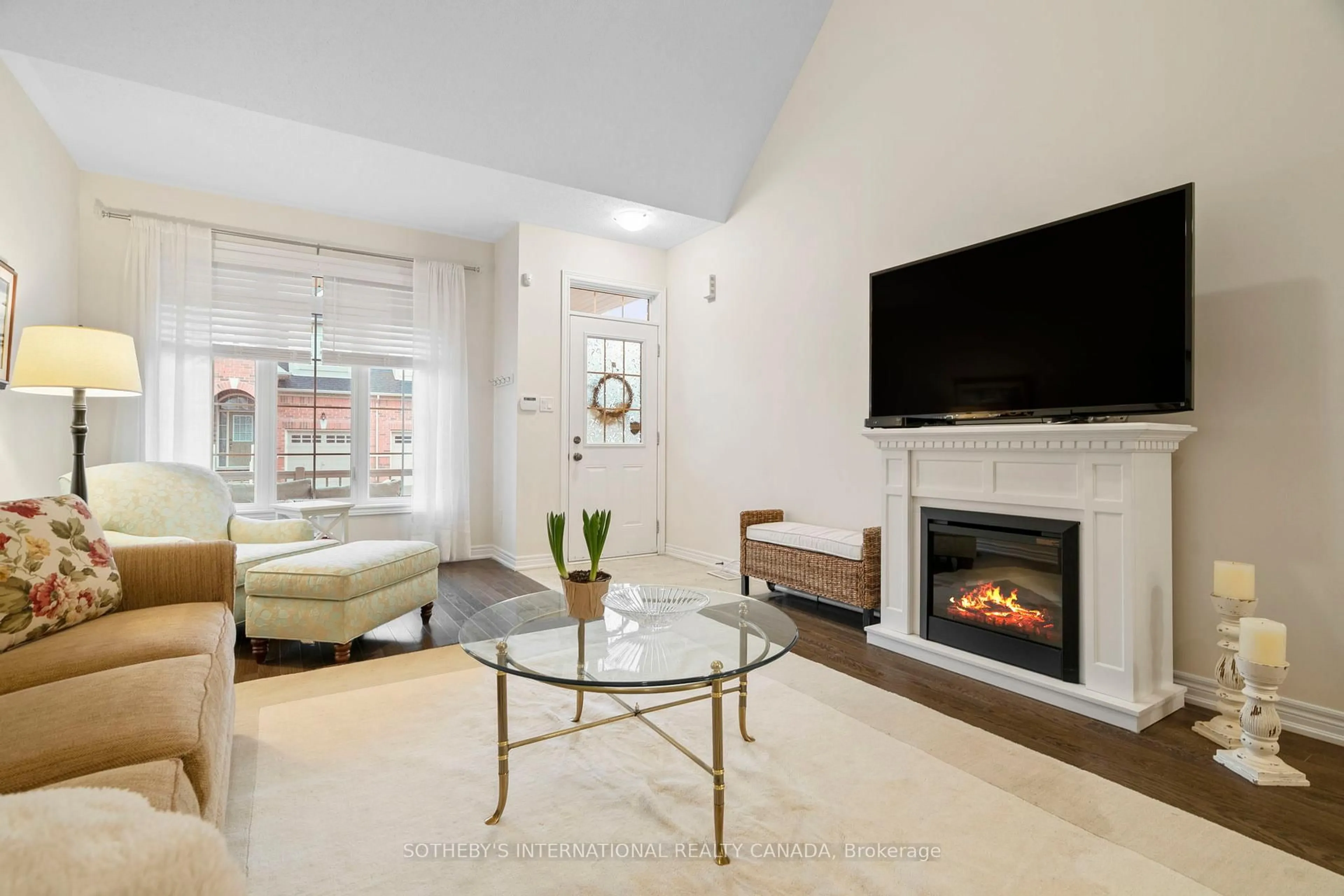 Living room with furniture, ceramic/tile floor for 6 Amarillo Rd #45, Brampton Ontario L6R 4A5