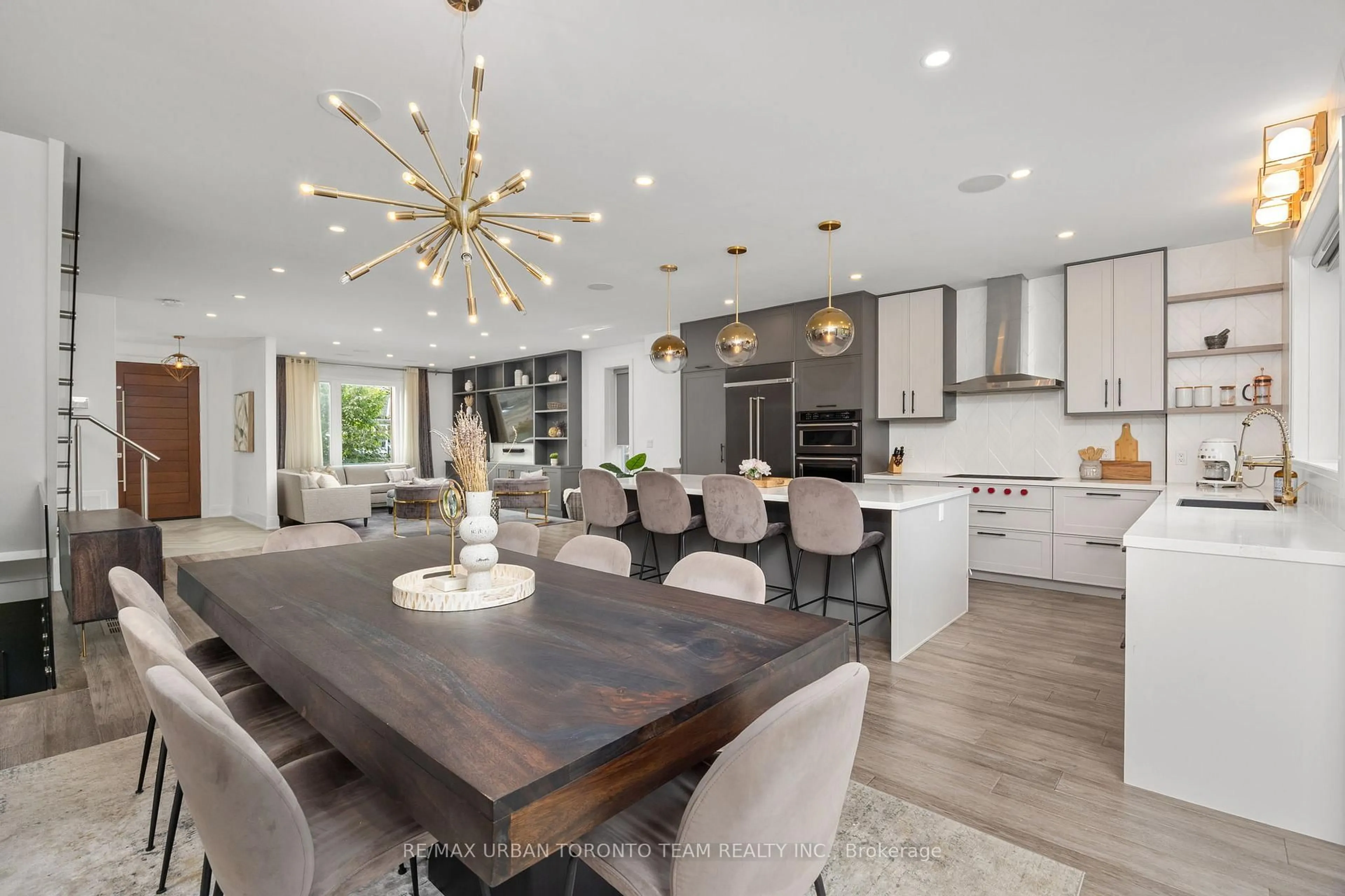 Open concept kitchen, unknown for 58 Manitoba St, Toronto Ontario M8Y 1C9