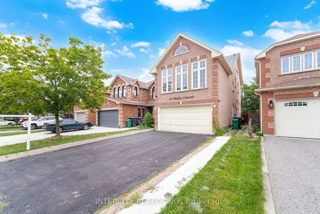 42 Mosley Cres, Brampton 2