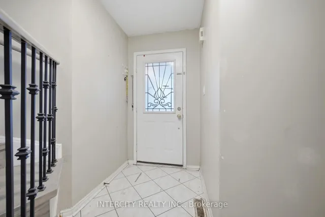 42 Mosley Cres, Brampton 5