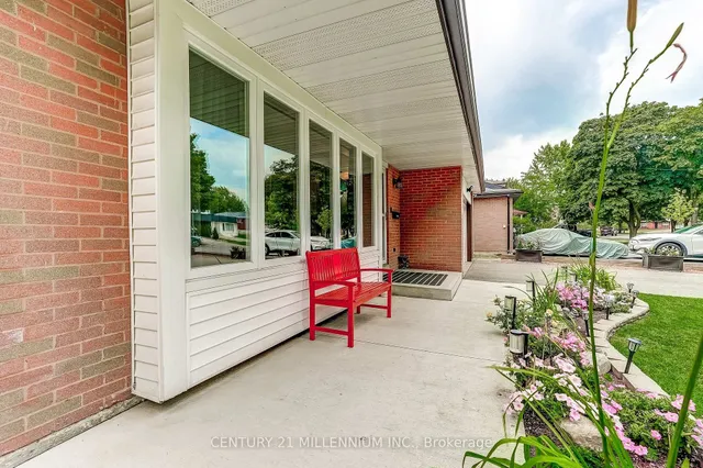 72 Glebe Cres, Brampton 4
