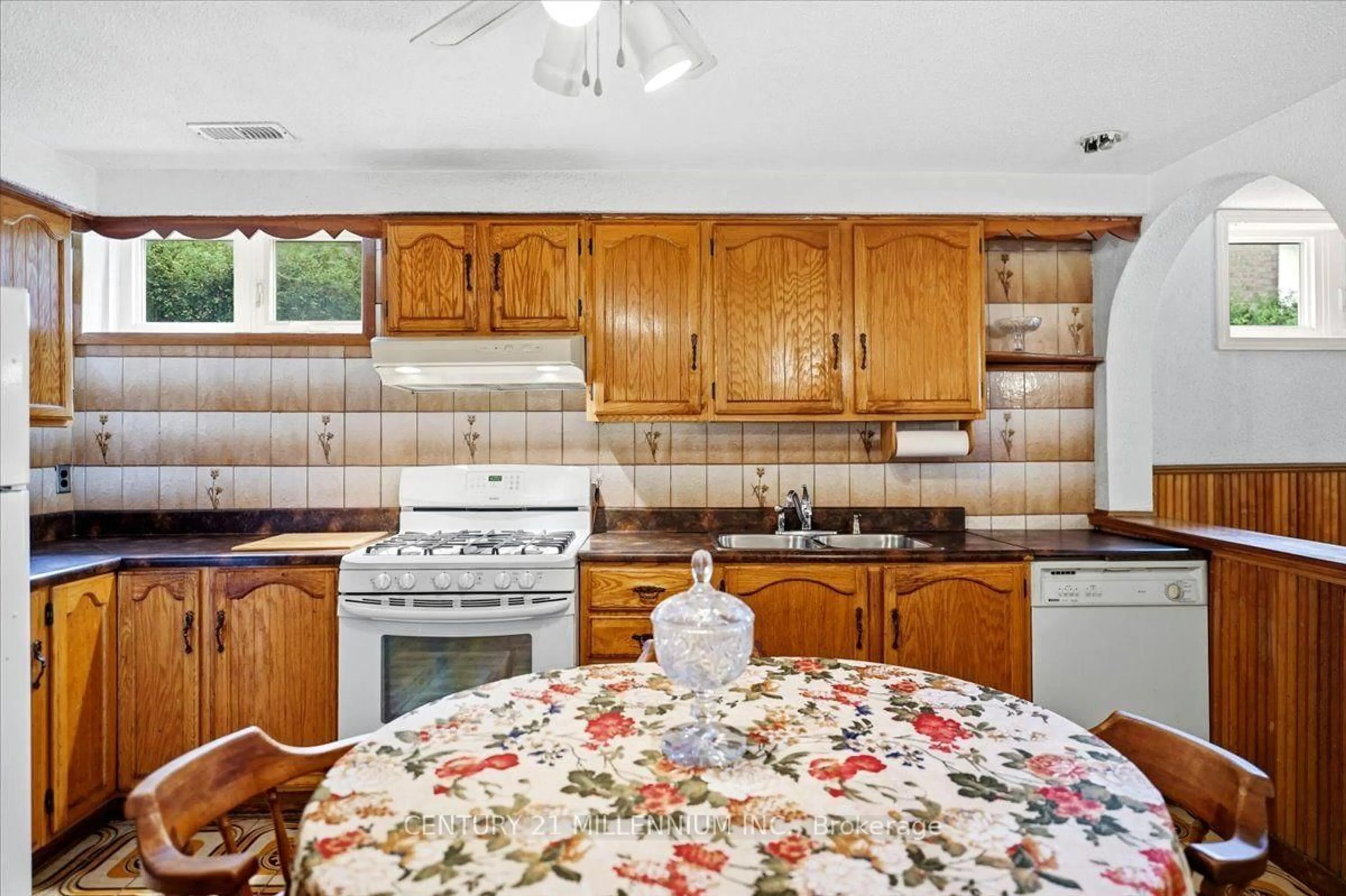 Standard kitchen, ceramic/tile floor for 9 Cheryl Crt, Brampton Ontario L6V 3C2