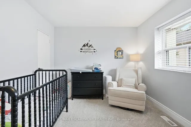 469 Claridge Rd #6, Burlington 5