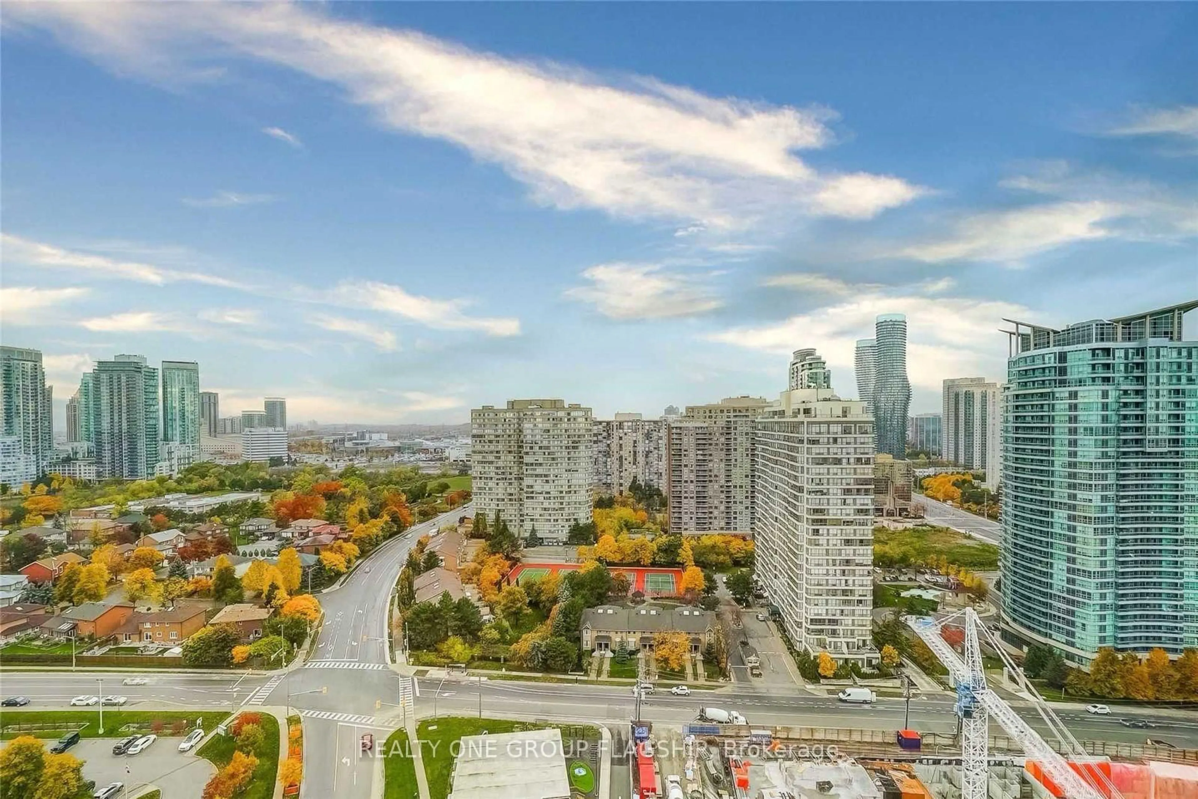 A pic from outside/outdoor area/front of a property/back of a property/a pic from drone, city buildings view from balcony for 55 Elm Dr #604, Mississauga Ontario L5B 3Z3