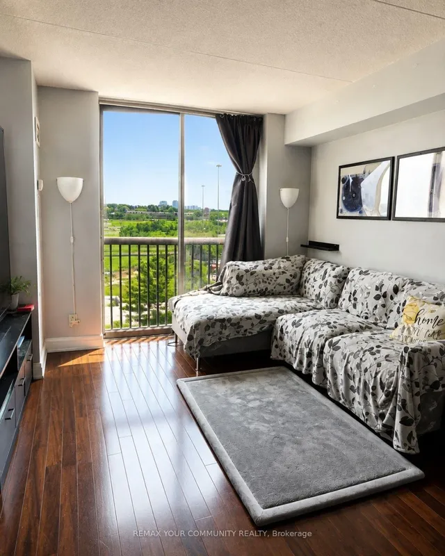 2737 Keele St #413, Toronto 4