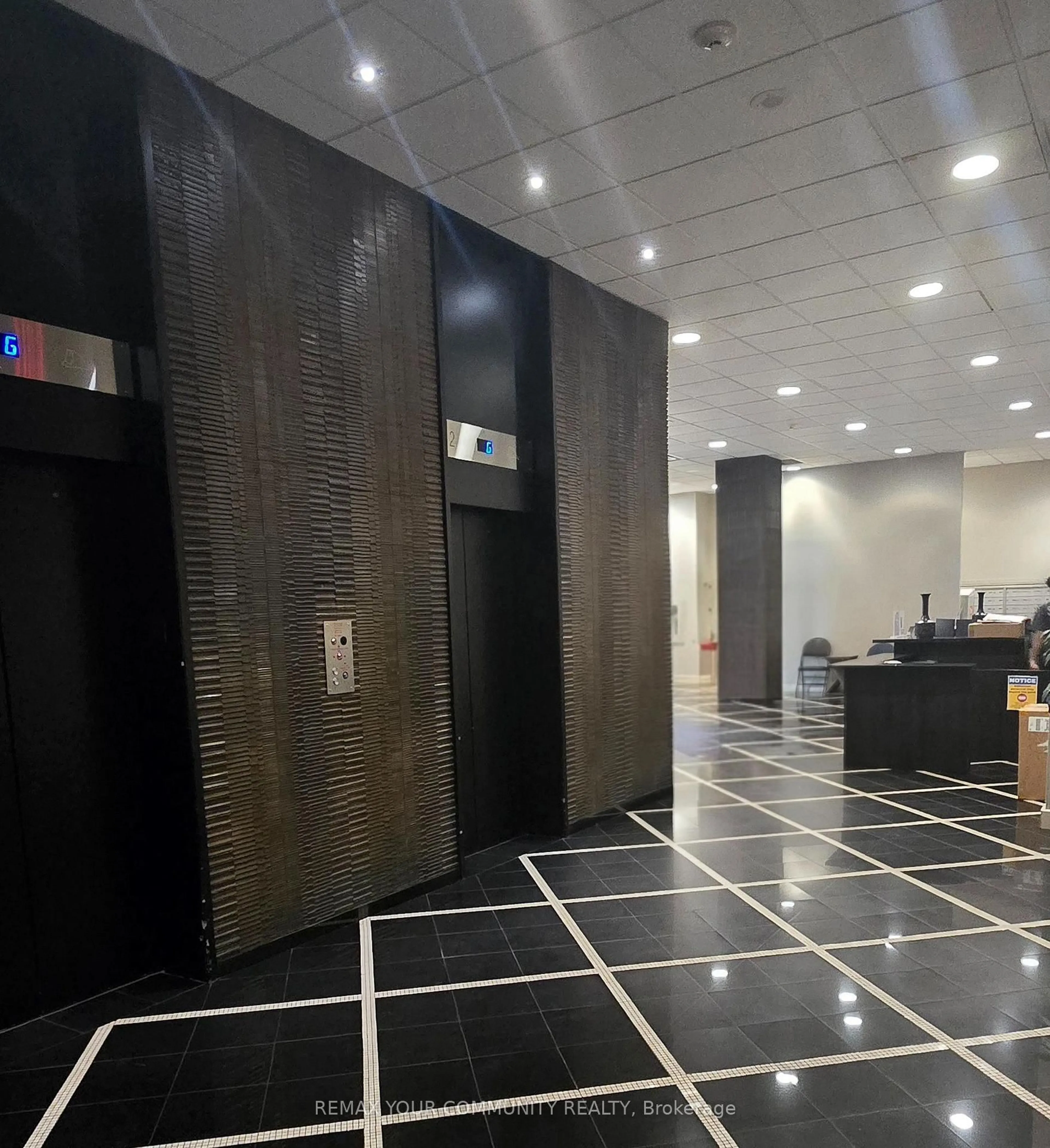 Lobby for 2737 Keele St #413, Toronto Ontario M3M 2E9