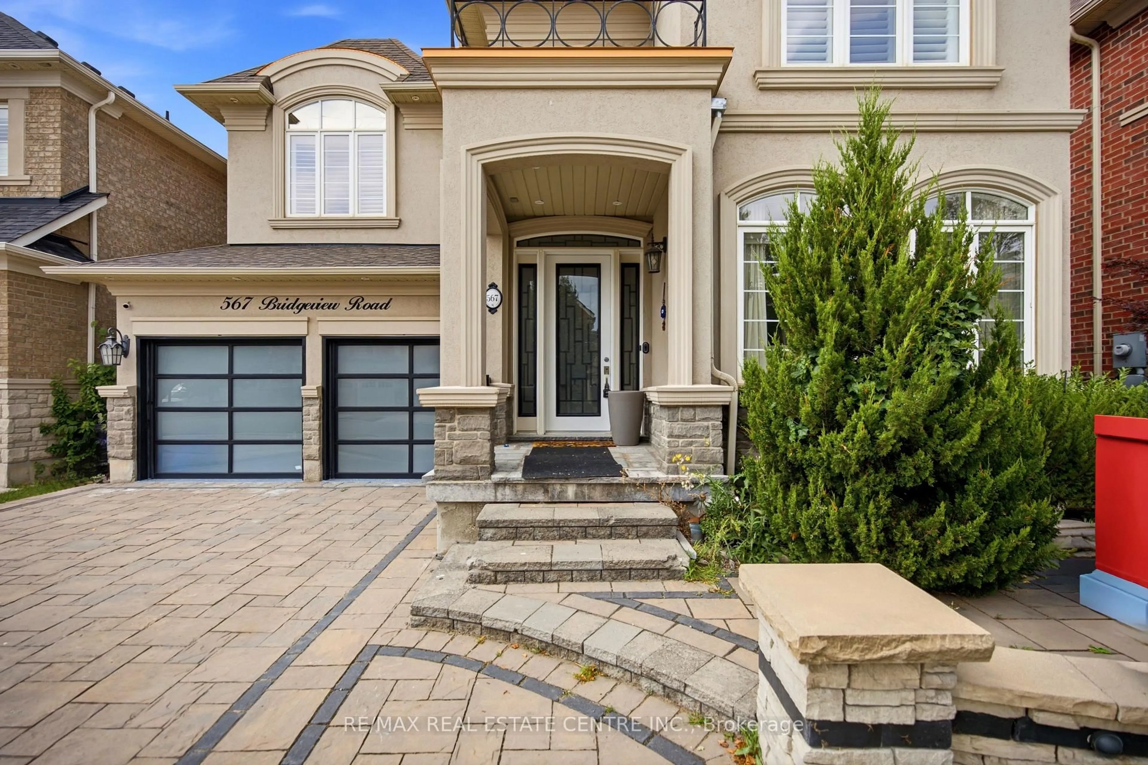 Home with brick exterior material, street for 567 Bridgeview Rd, Oakville Ontario L6M 0P2