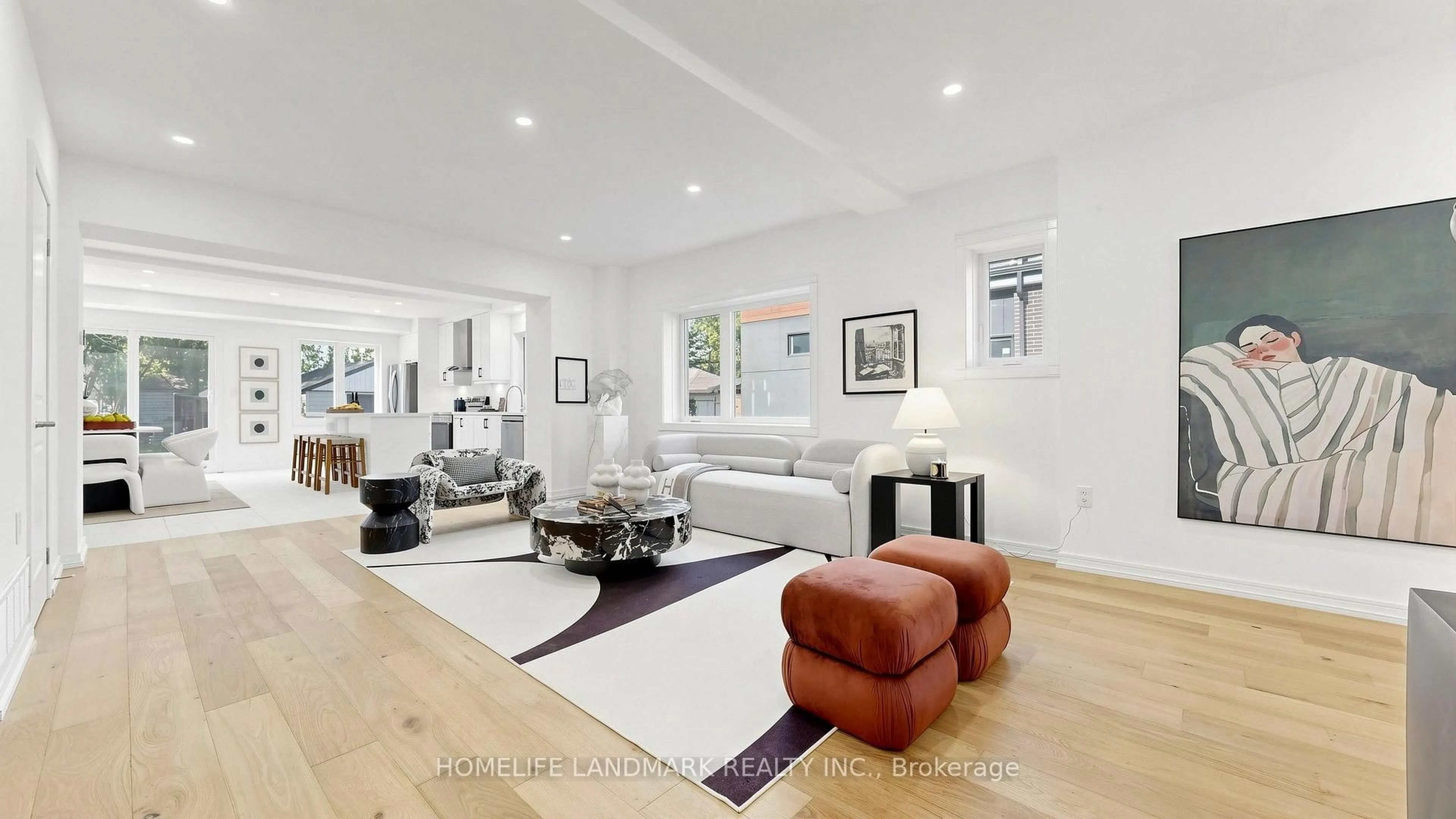 Living room with furniture, unknown for 88 Waniska Ave, Toronto Ontario M8Y 1R3