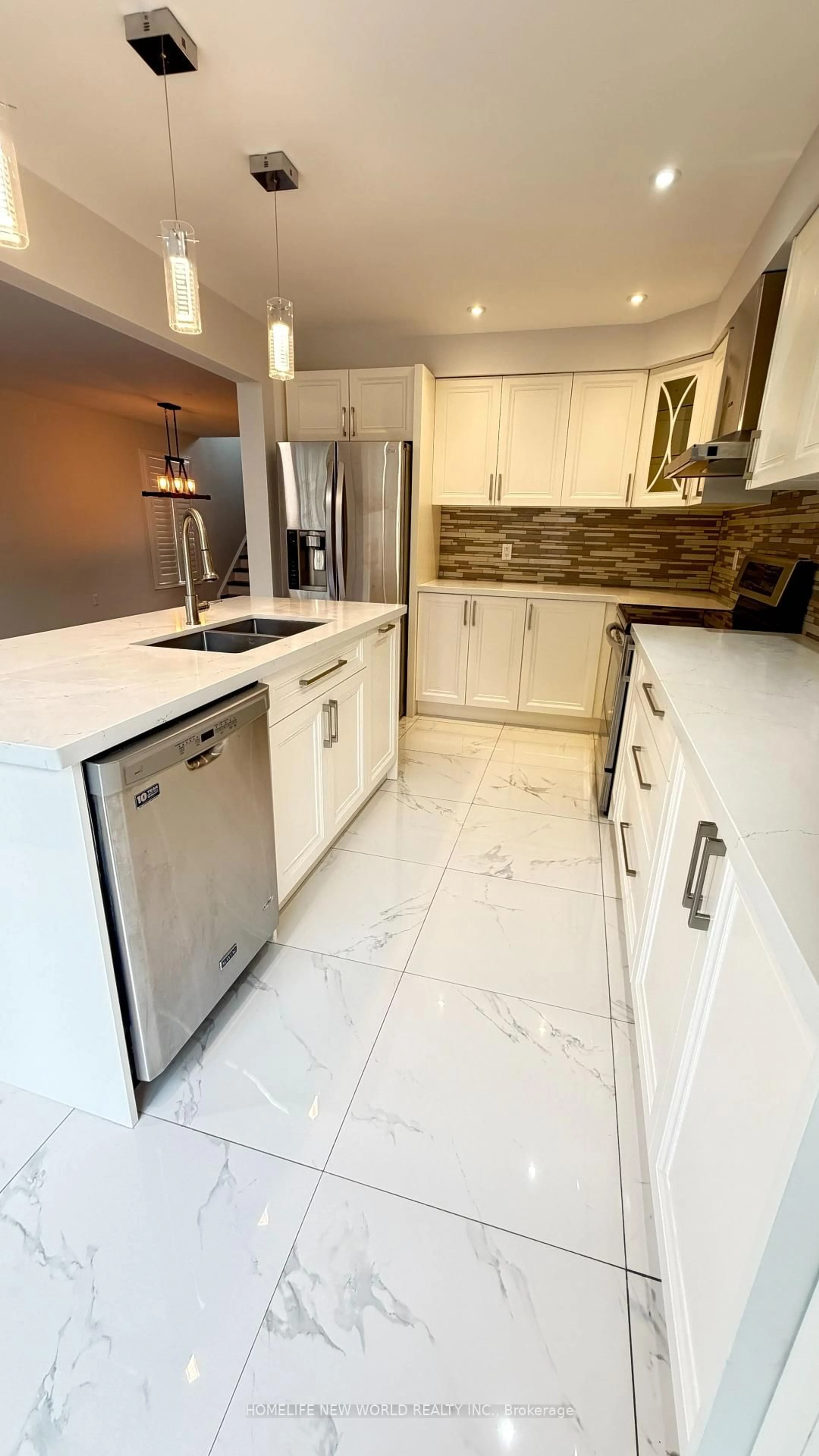 Contemporary kitchen, ceramic/tile floor for 424 Levanna Lane, Oakville Ontario L6H 6B8
