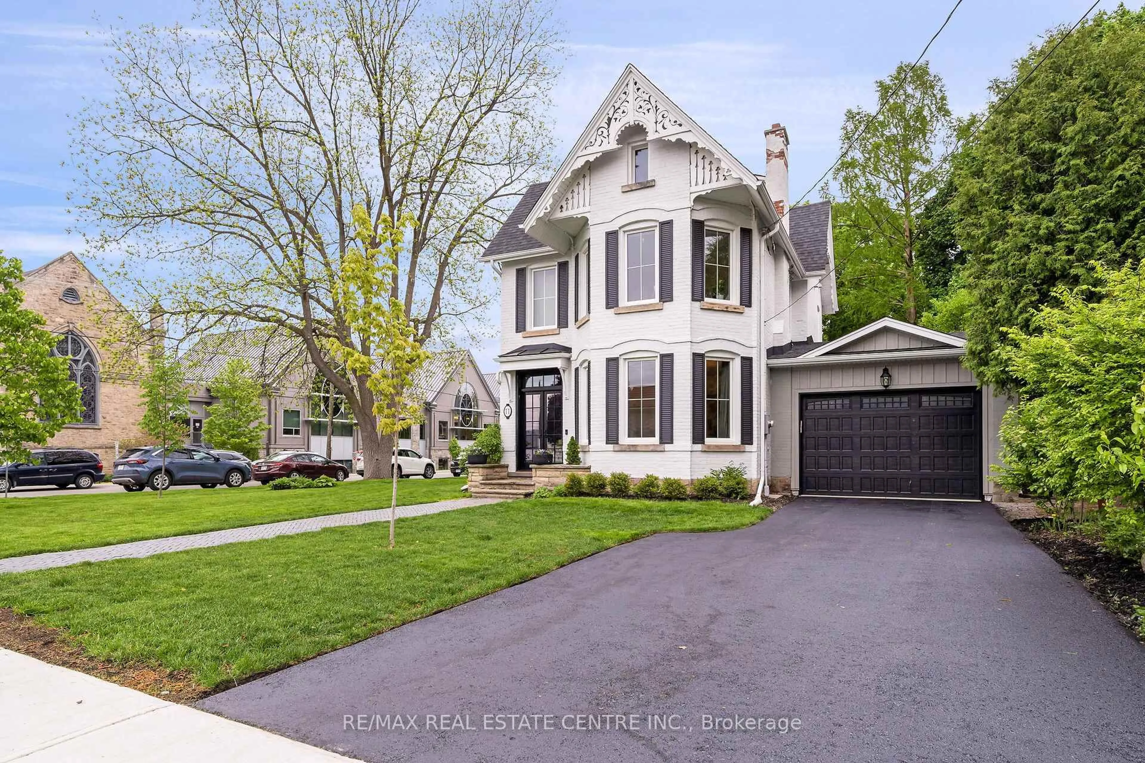 Home with brick exterior material, street for 11 Church St, Halton Hills Ontario L7G 2A4