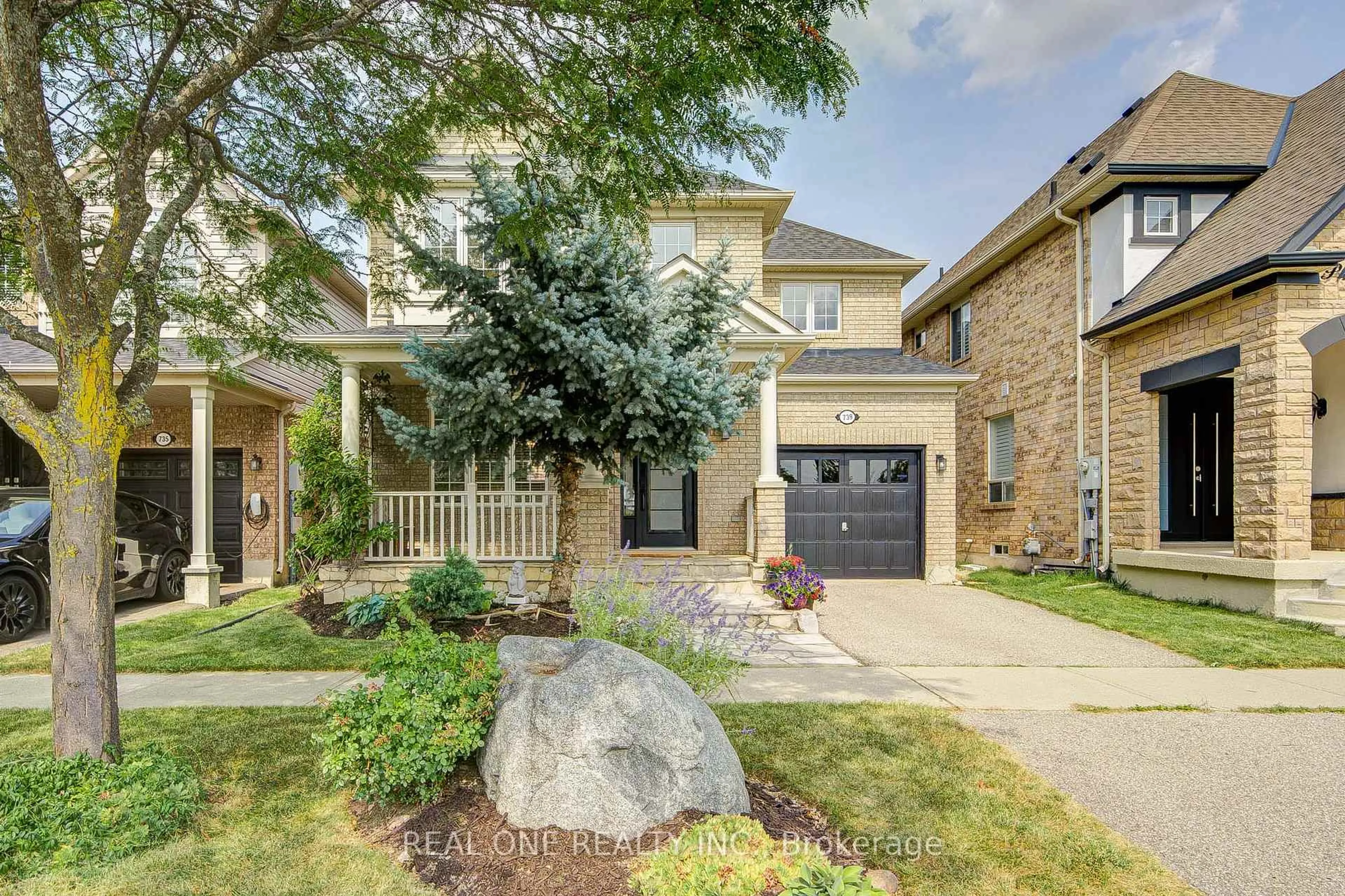 Home with brick exterior material, street for 739 Philbrook Dr, Milton Ontario L9T 0E9