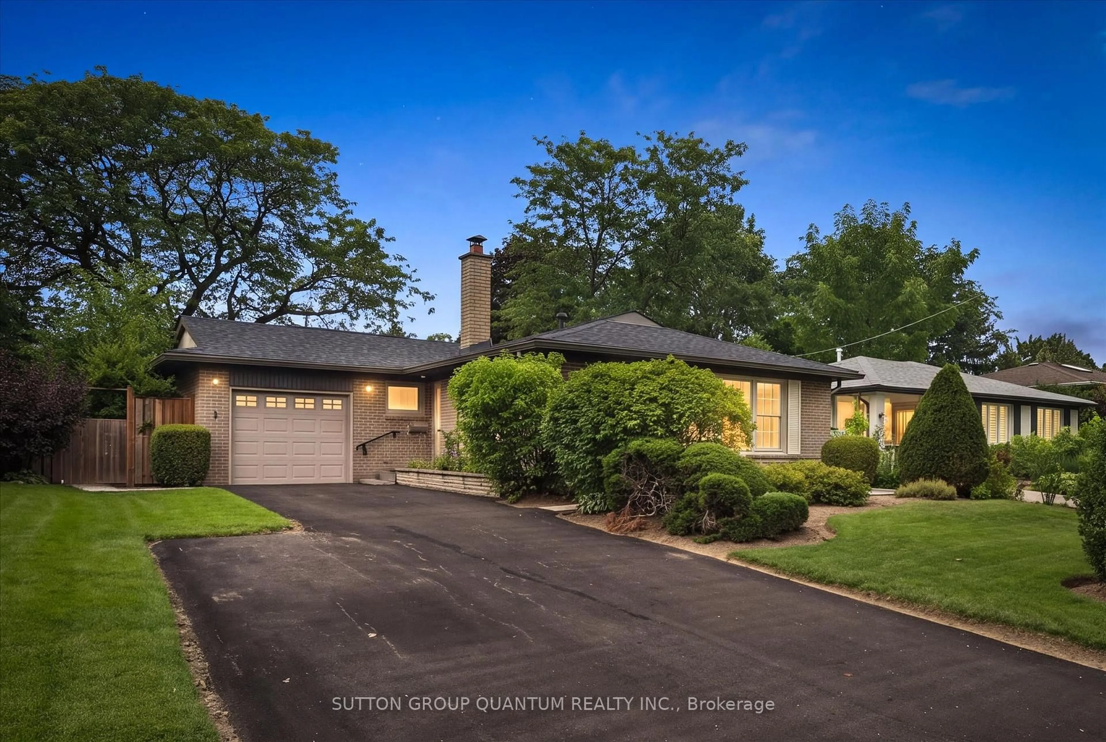 Unknown for 1027 Argus Dr, Mississauga Ontario L4Y 2L9