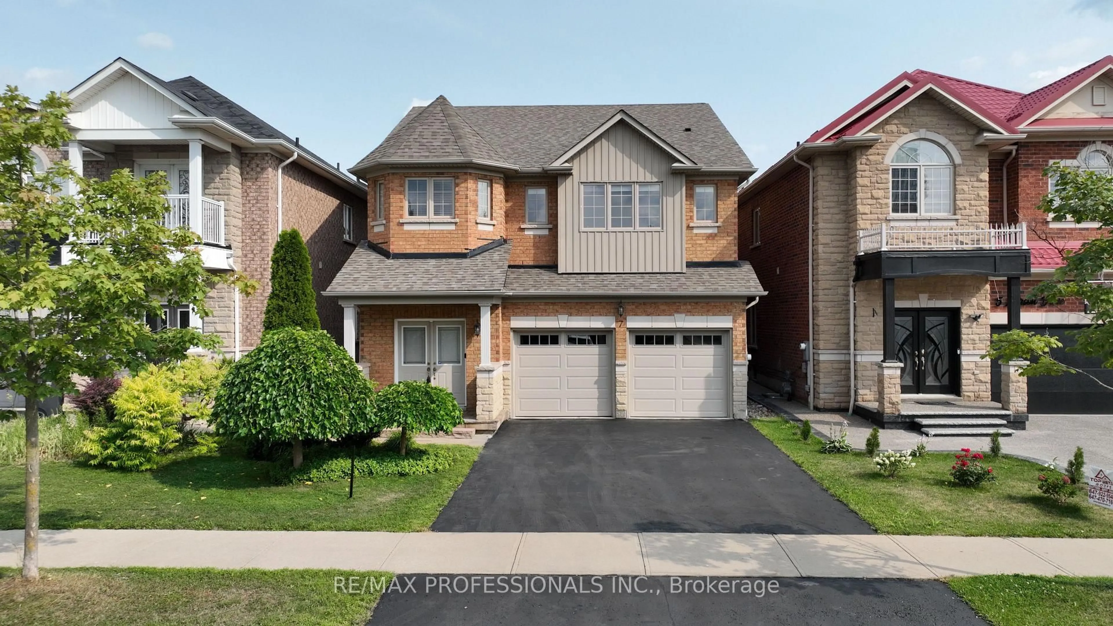 Home with brick exterior material, street for 7 Iverson Dr, Brampton Ontario L6X 0P4
