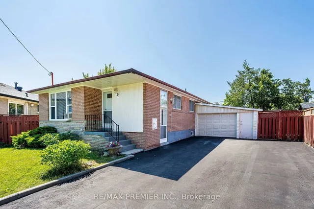5 Valois Crt, Toronto 2