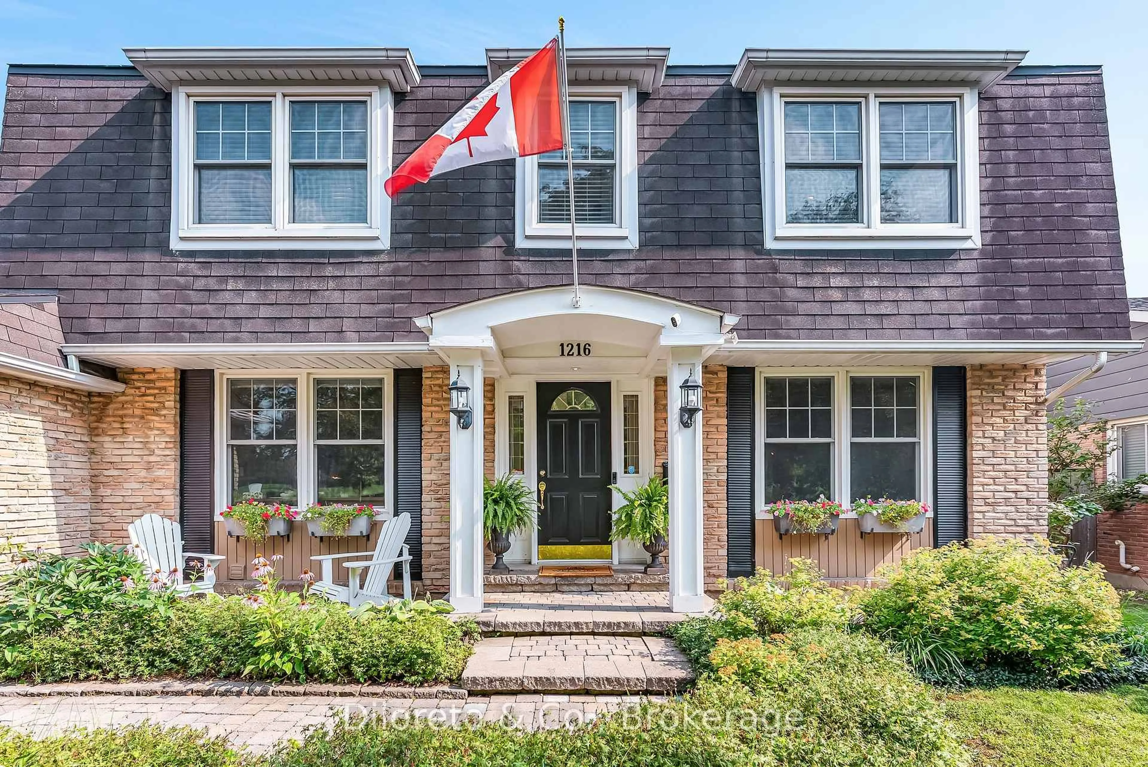 Home with brick exterior material, street for 1216 Tyandaga Park Dr, Burlington Ontario L7P 1M8