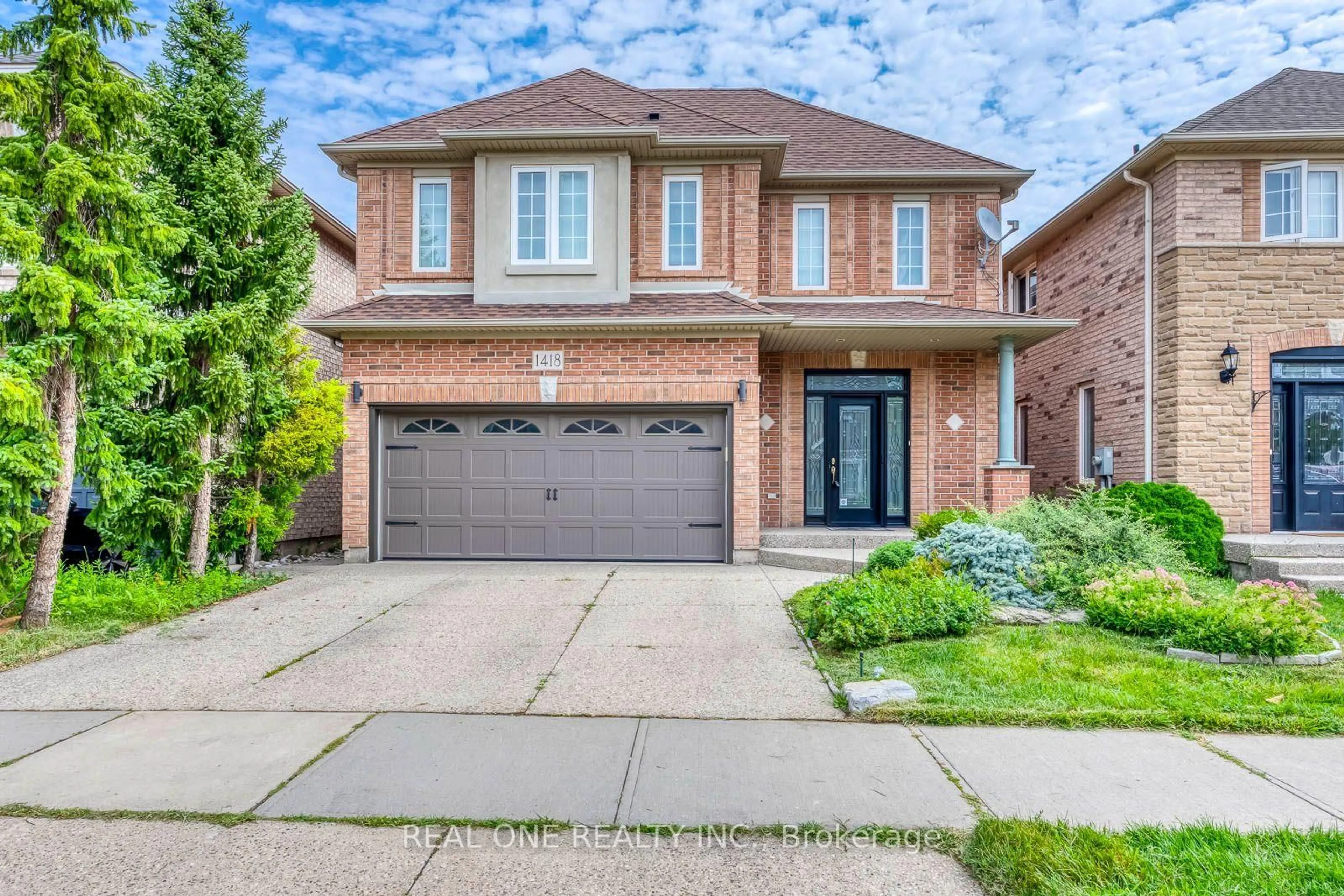 Home with brick exterior material, street for 1418 Gulledge Tr, Oakville Ontario L6M 3Z9