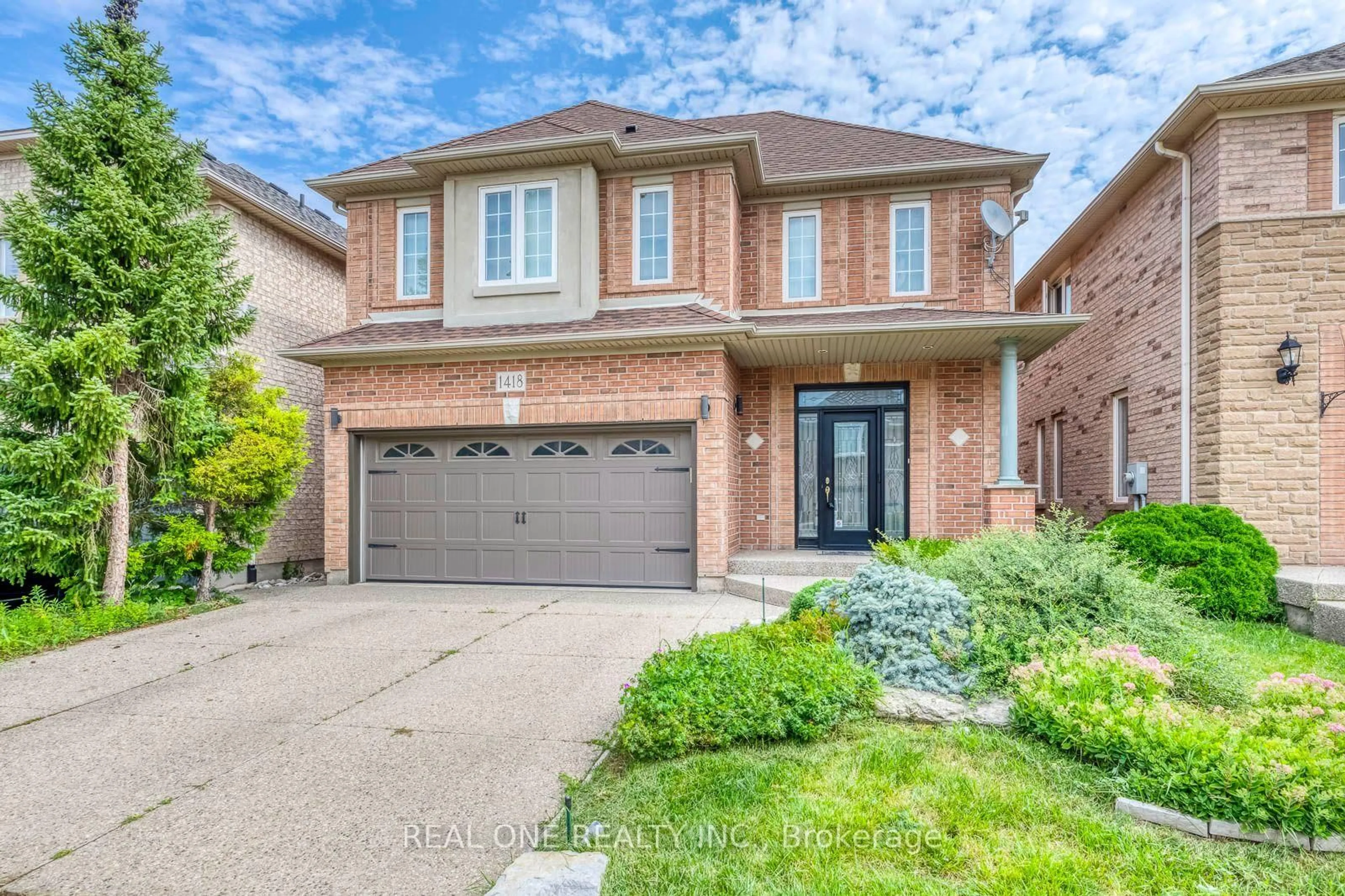 Home with brick exterior material, street for 1418 Gulledge Tr, Oakville Ontario L6M 3Z9