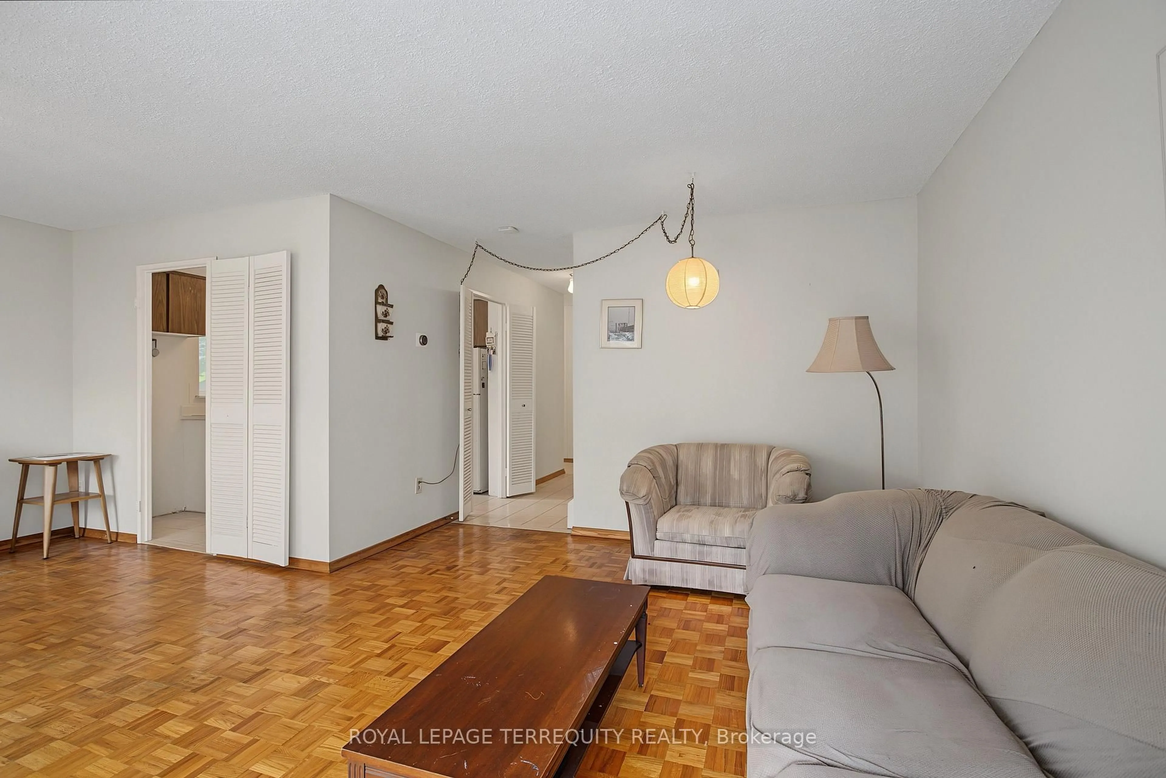 Living room with furniture, unknown for 11 Four Winds Dr #18, Toronto Ontario M3J 1K7