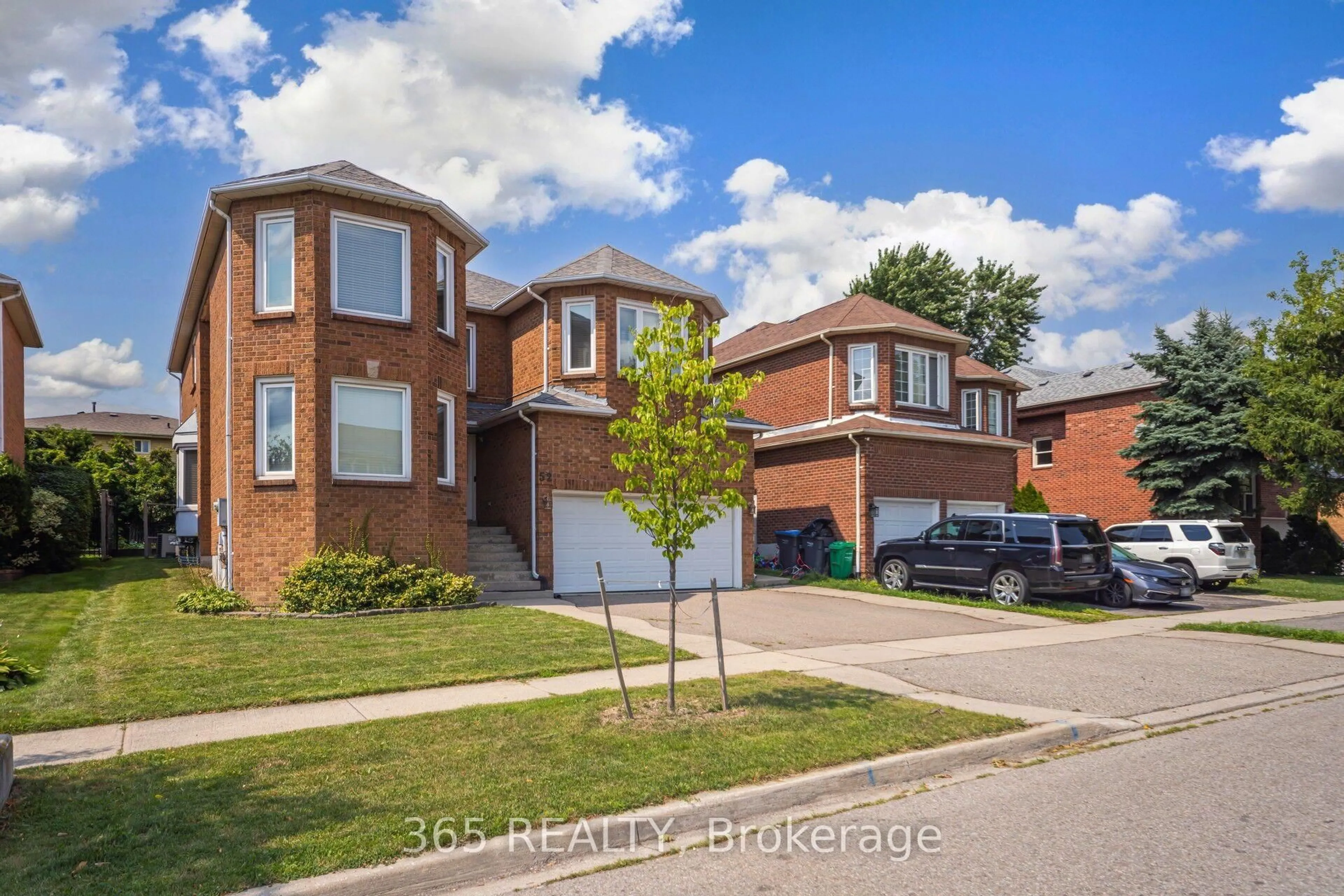 Home with brick exterior material, street for 52 Leeward Dr, Brampton Ontario L6S 5V8