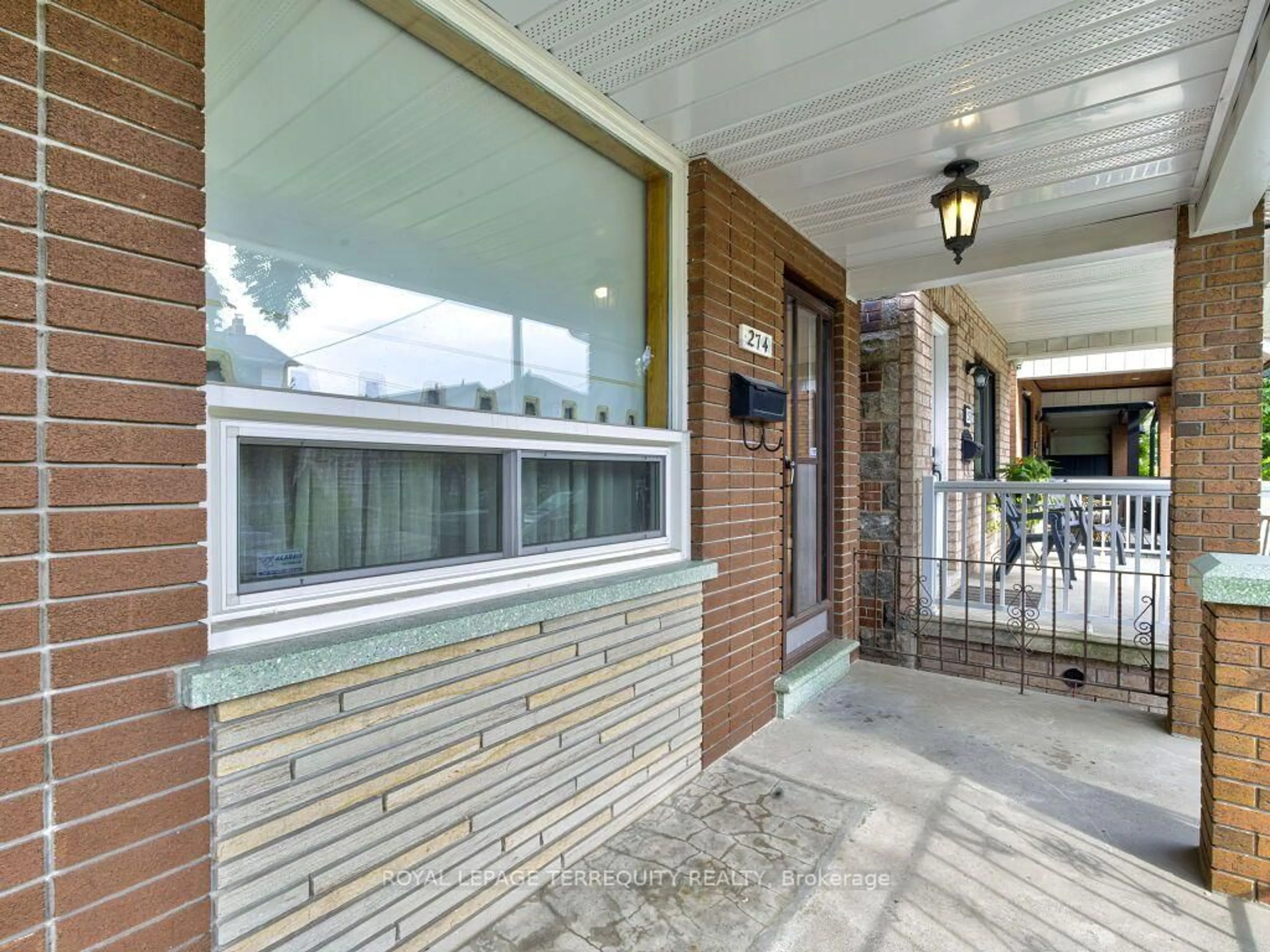 Unknown for 274 Harvie Ave, Toronto Ontario M6E 4K6